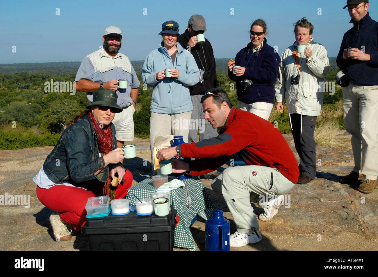 Safari people hi-res stock photography and images - Alamy