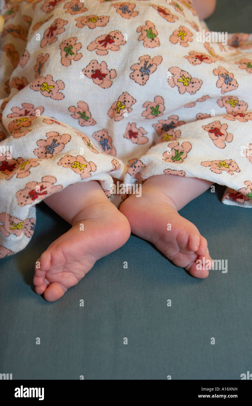 feet of baby Stock Photo - Alamy