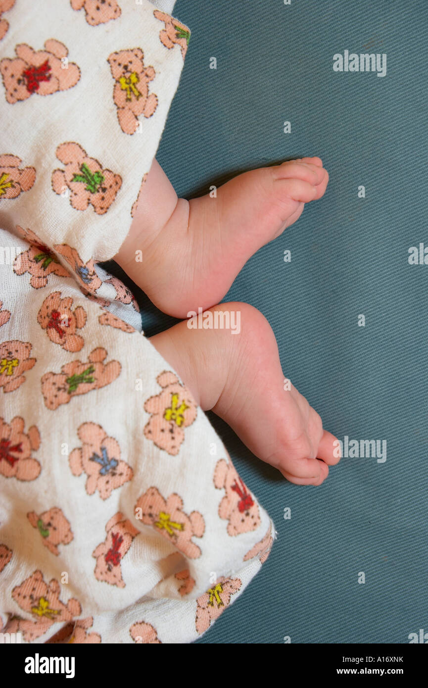 feet of baby Stock Photo - Alamy