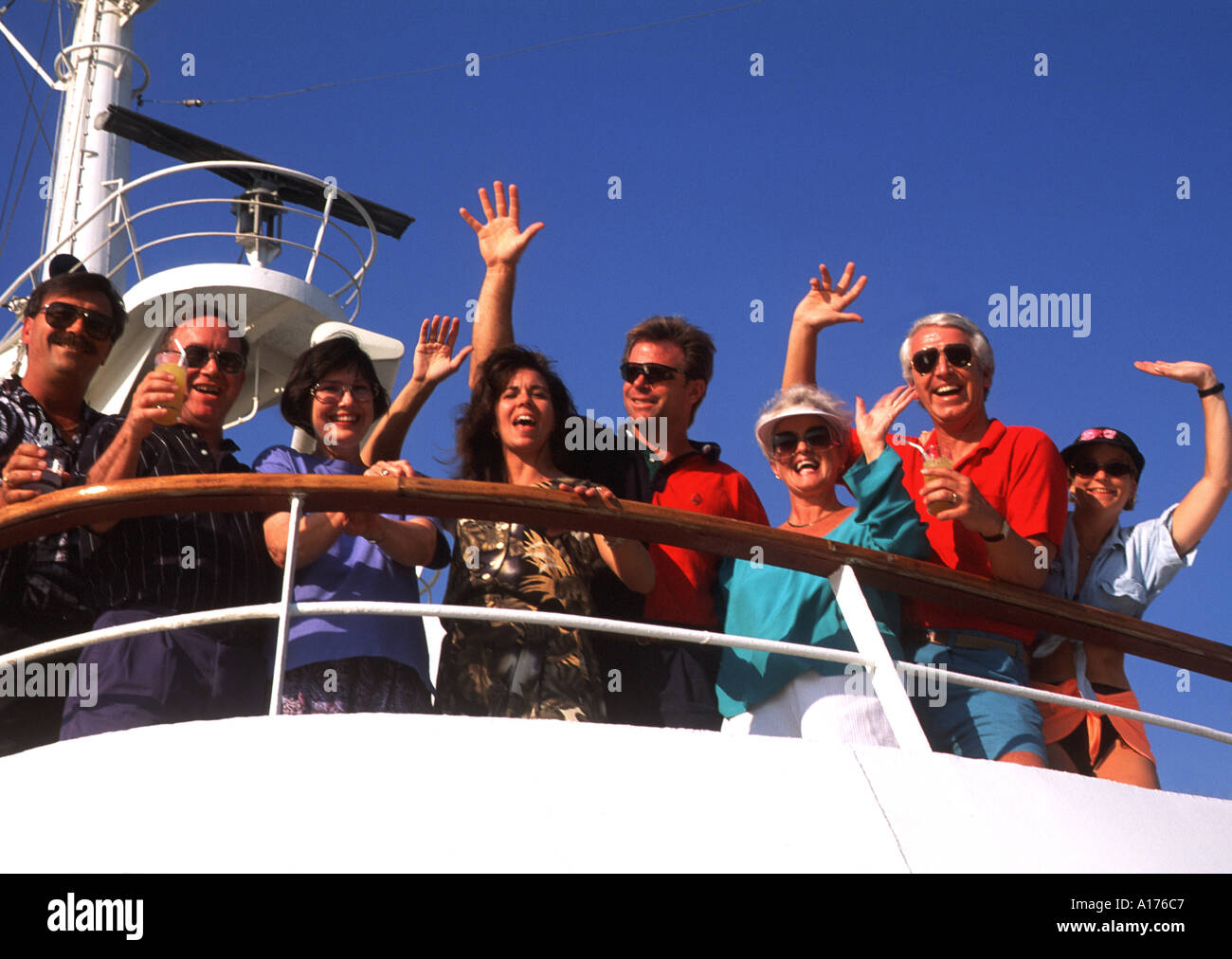 Waving goodbye ship hires stock photography and images Alamy