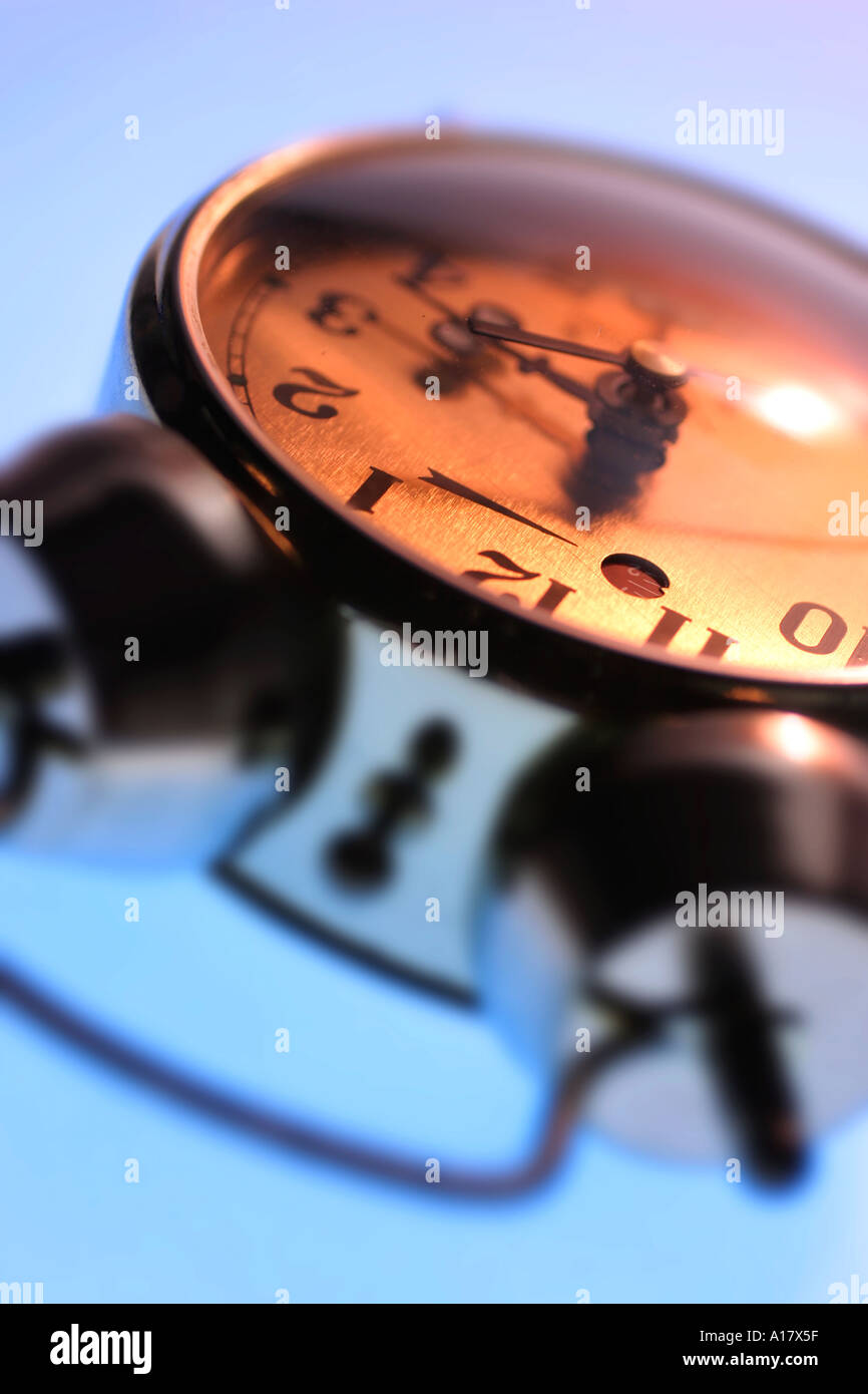 Buzzing alarm clock hires stock photography and images Alamy