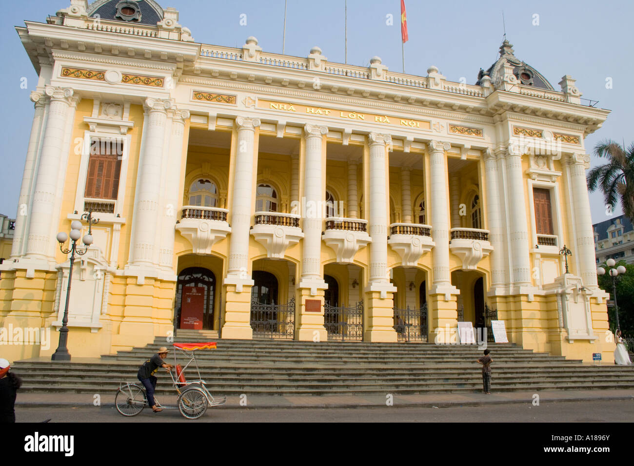 2007 Hanoi Opera House Ha Noi Vietnam Stock Photo - Alamy