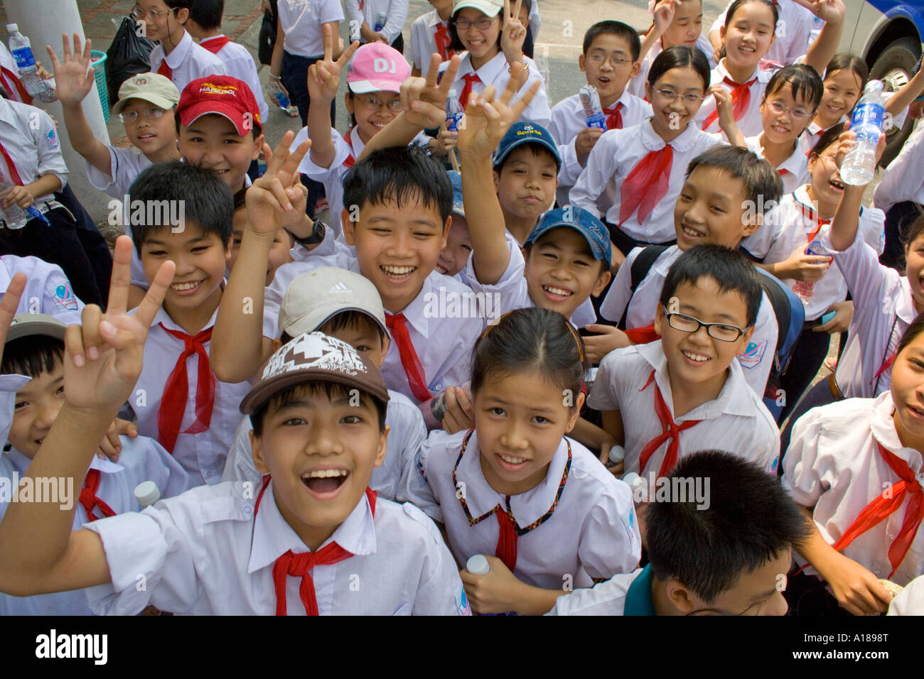 Vietnamese School Children at the Vietnam Museum of Ethnology Hanoi ...