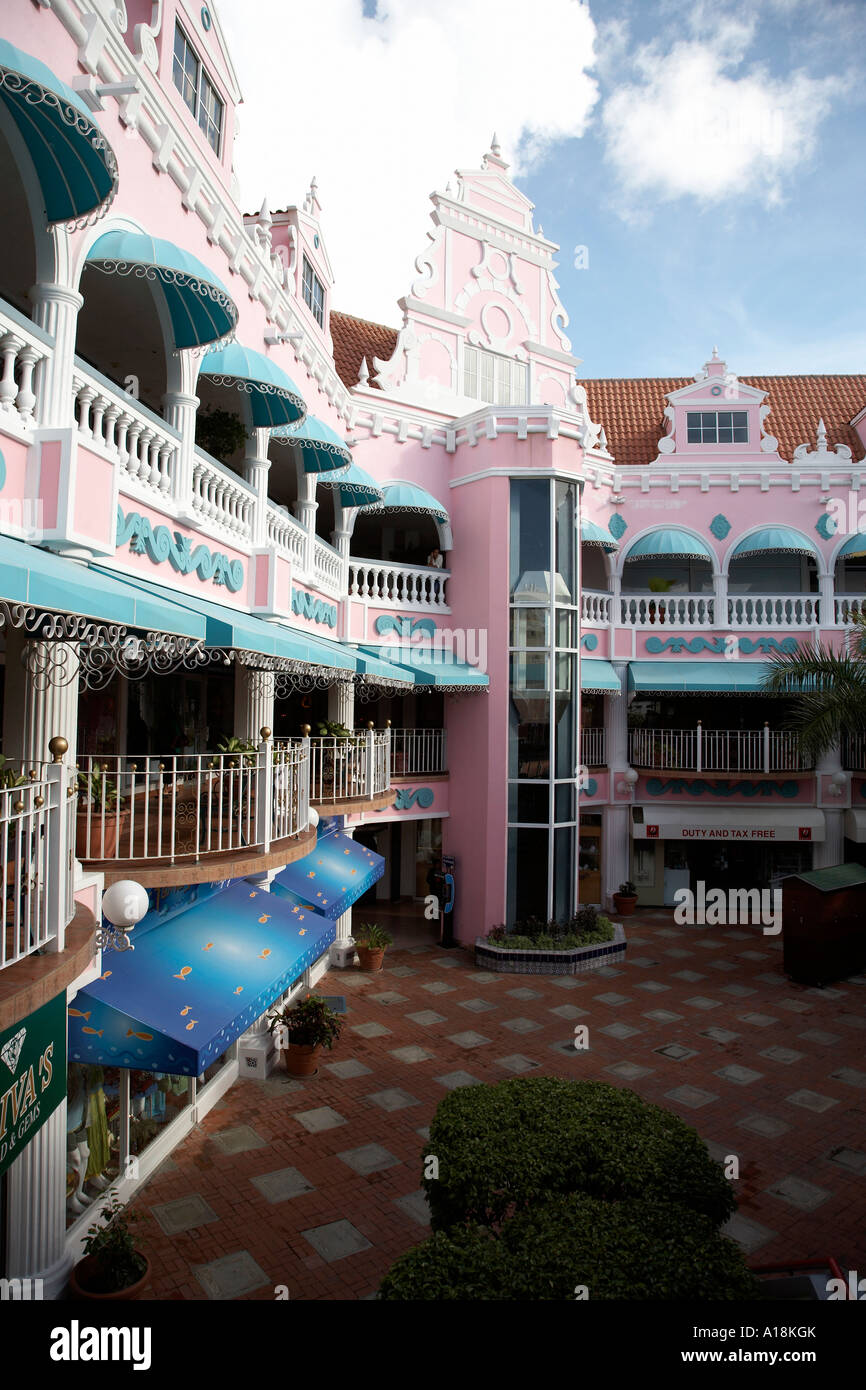Aruba dutch royal plaza mall hi-res stock photography and images - Alamy