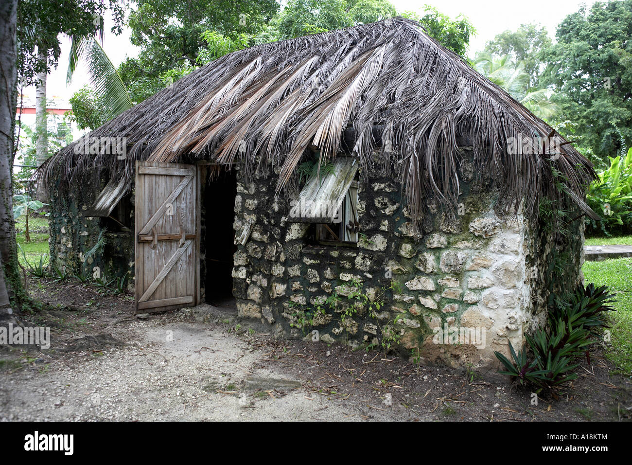 Traditional slave hut barbados caribbean west indies Stock Photo - Alamy