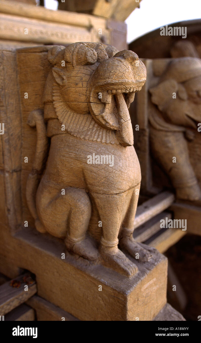 India Andhra Pradesh Hyderabad State Museum C18th Temple Chariot lion detail Stock Photo