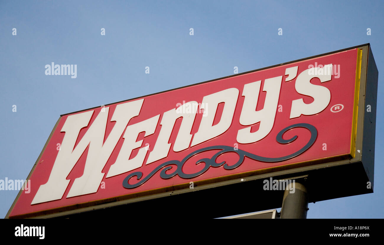 Wendy's sign hi-res stock photography and images - Alamy