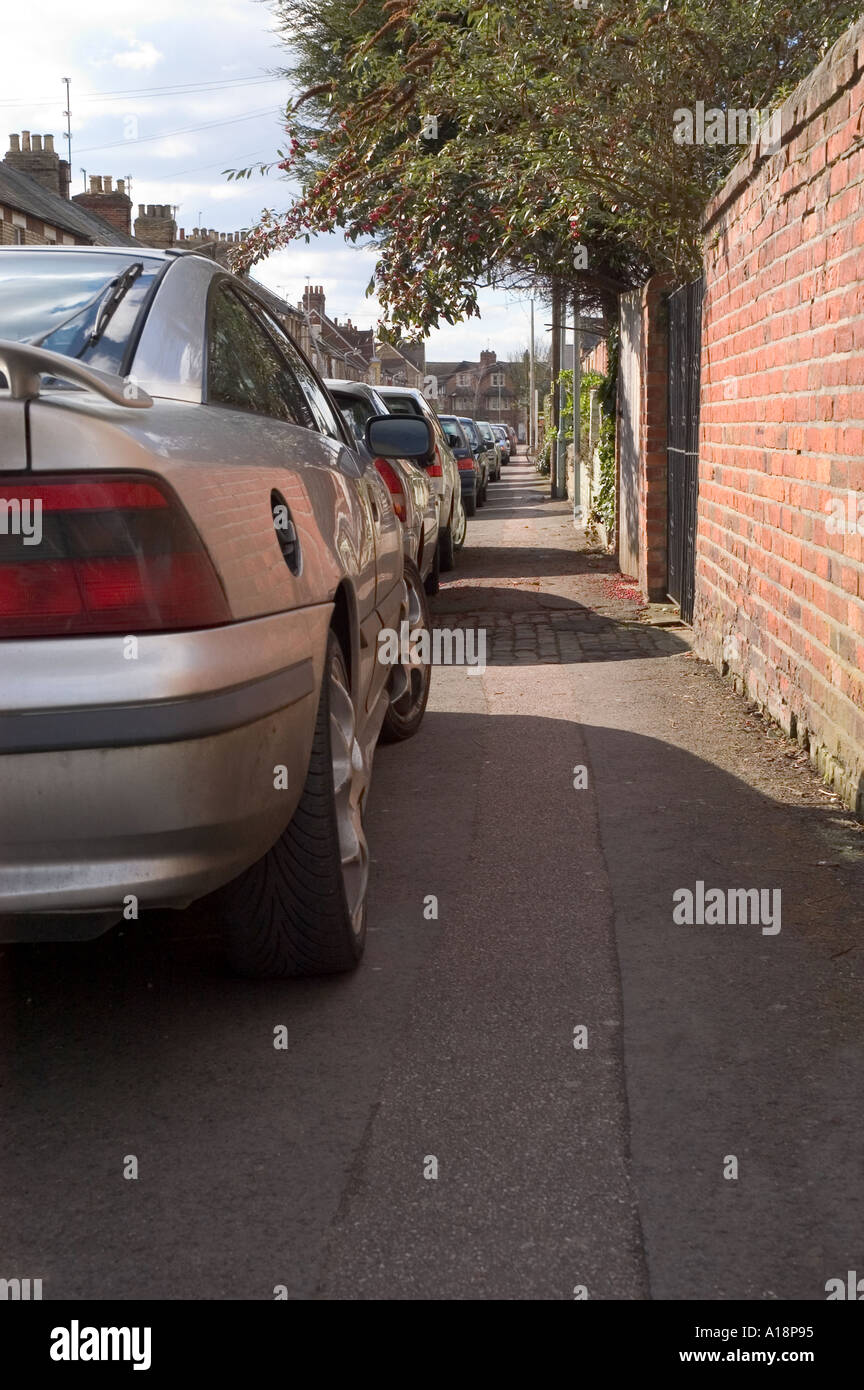 vehicles parking on the pavement in Henley Street Oxford Stock Photo Alamy