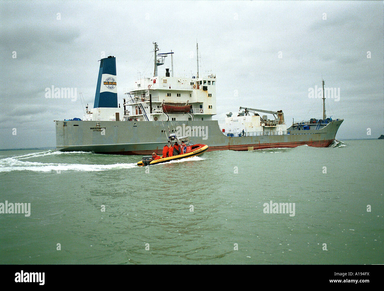 "Rescue 1" with container vessel "Westport Stock Photo Alamy