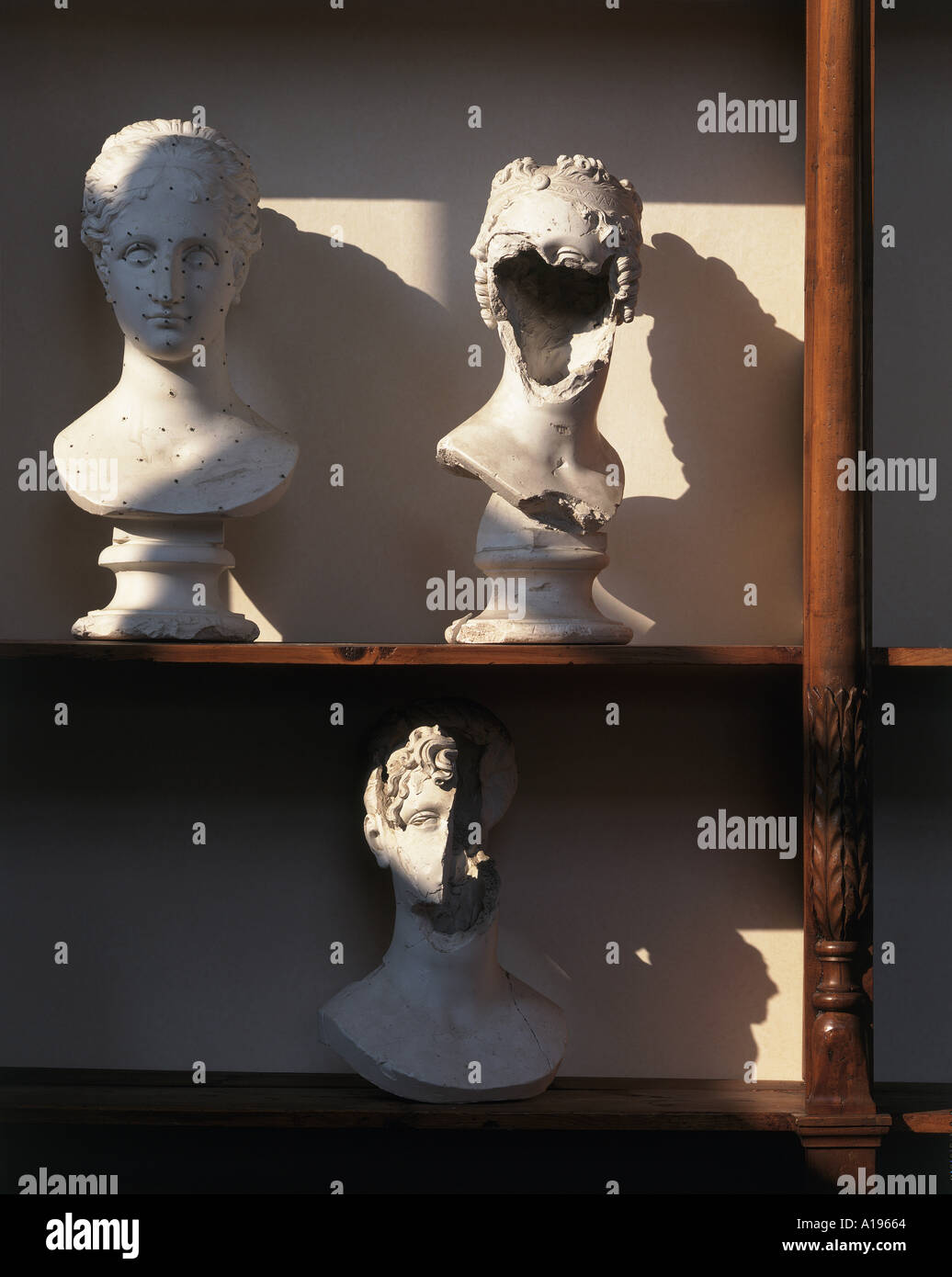 Plaster sculptures hires stock photography and images Alamy