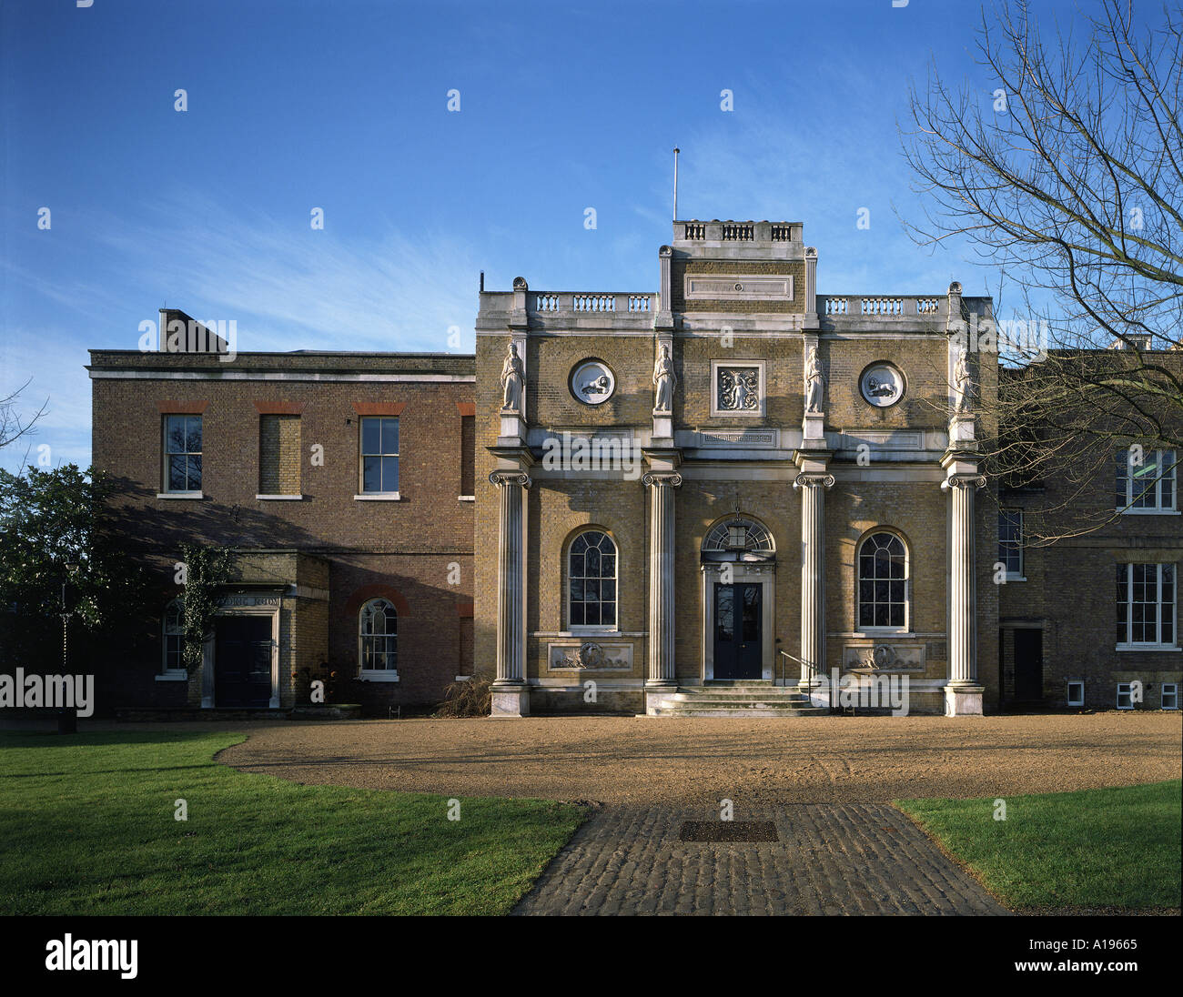 Ealing london houses hires stock photography and images Alamy