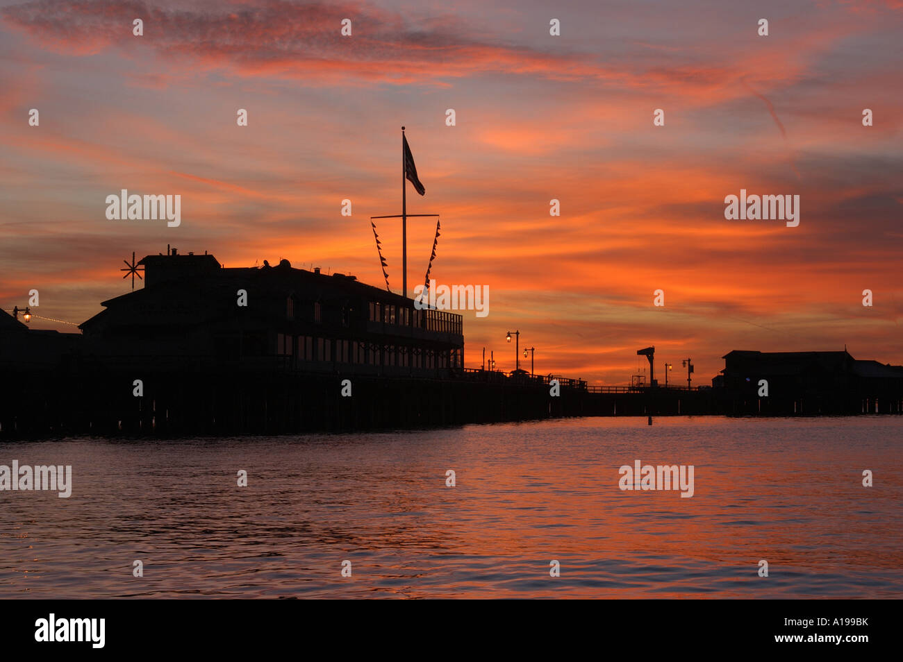 Stearns wharf silhouette hi-res stock photography and images - Alamy