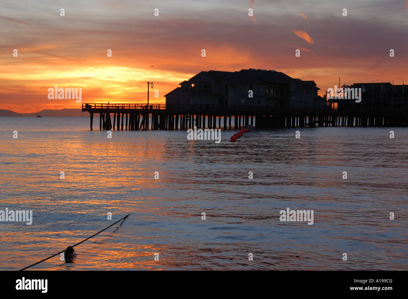 Stearns wharf silhouette hi-res stock photography and images - Alamy