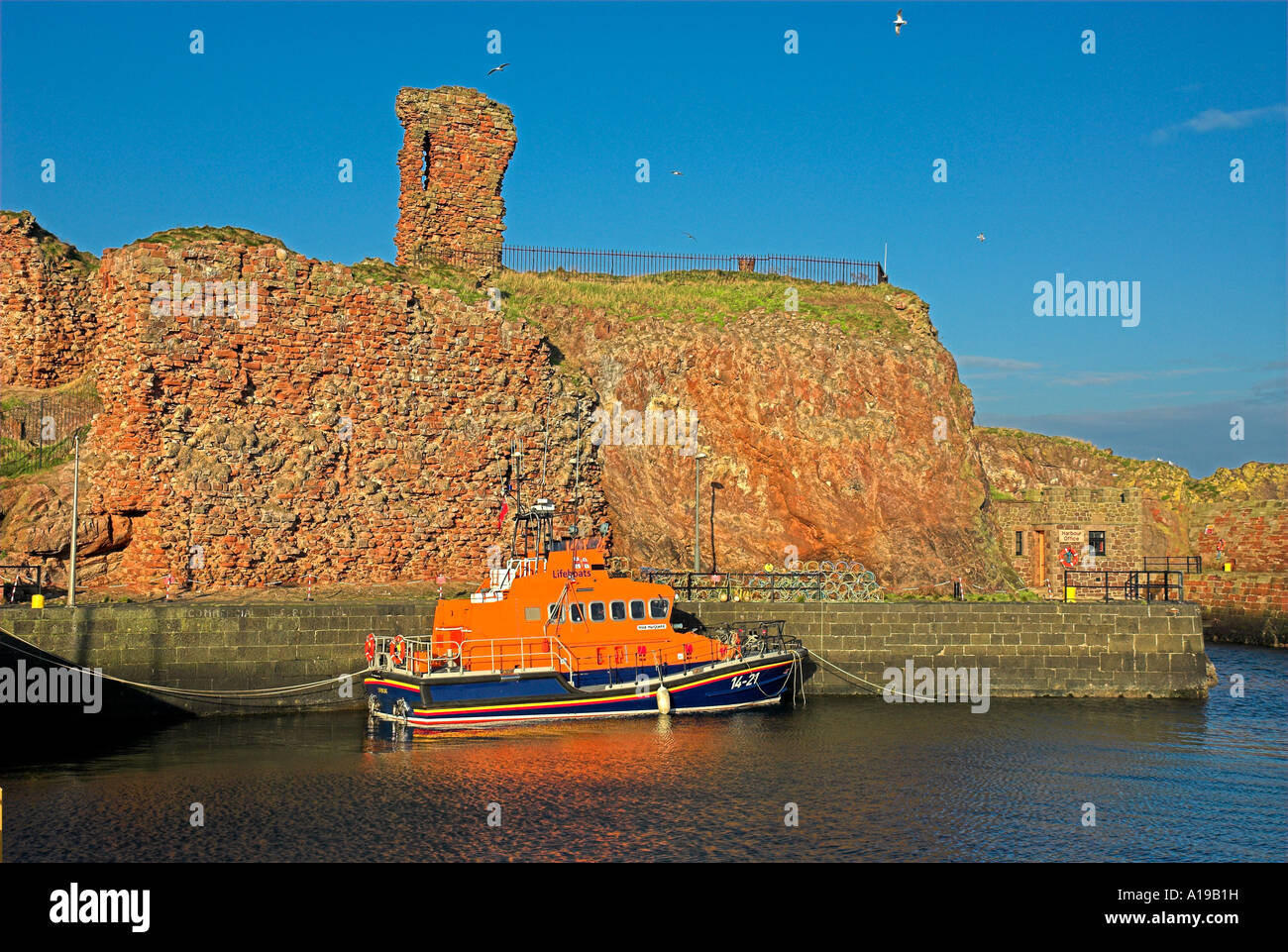 Dunbar Harbour East Lothian Stock Photo Alamy