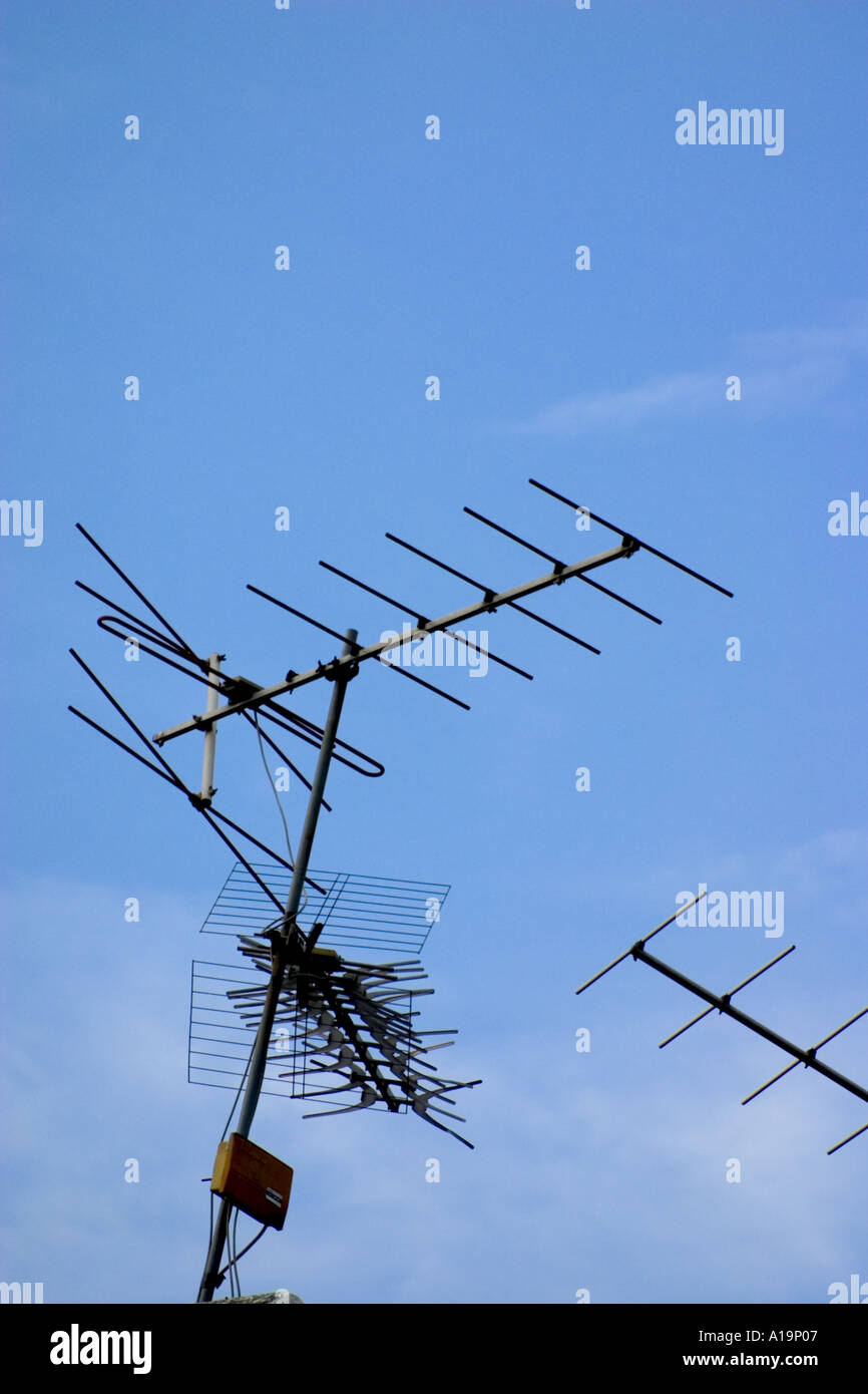 Uhf antenna hires stock photography and images Alamy
