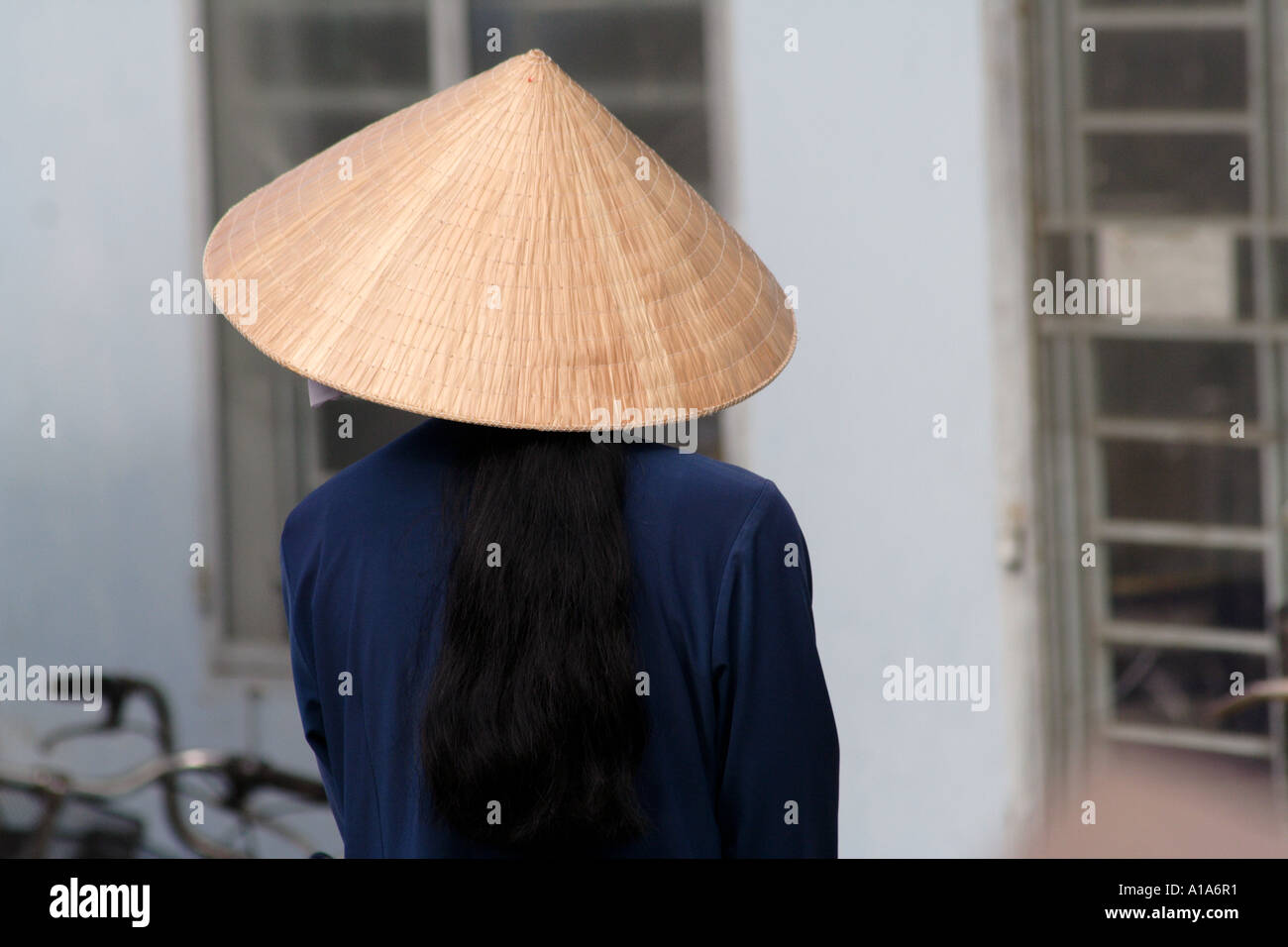 Vietnamese woman with long black hair, Hanoi, Vietnam Stock Photo