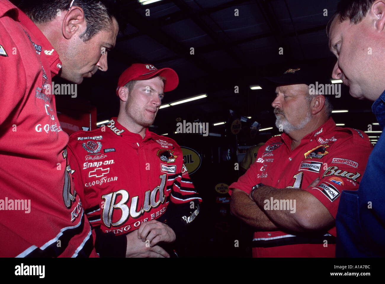 Dale Earnhardt Junior with crew at Chicagoland Speedway 2001 Stock Photo