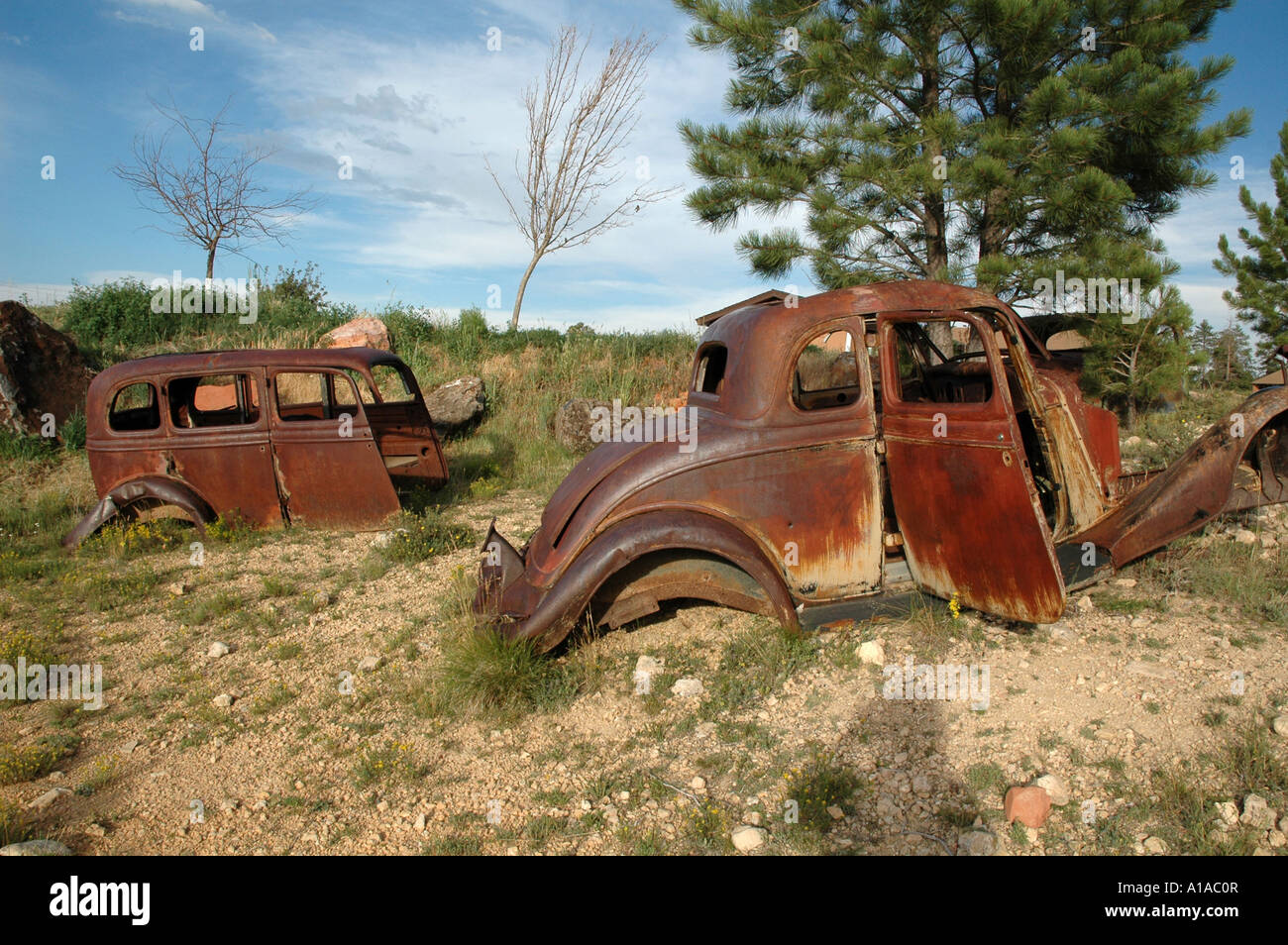 Scrap metal car Stock Photo - Alamy