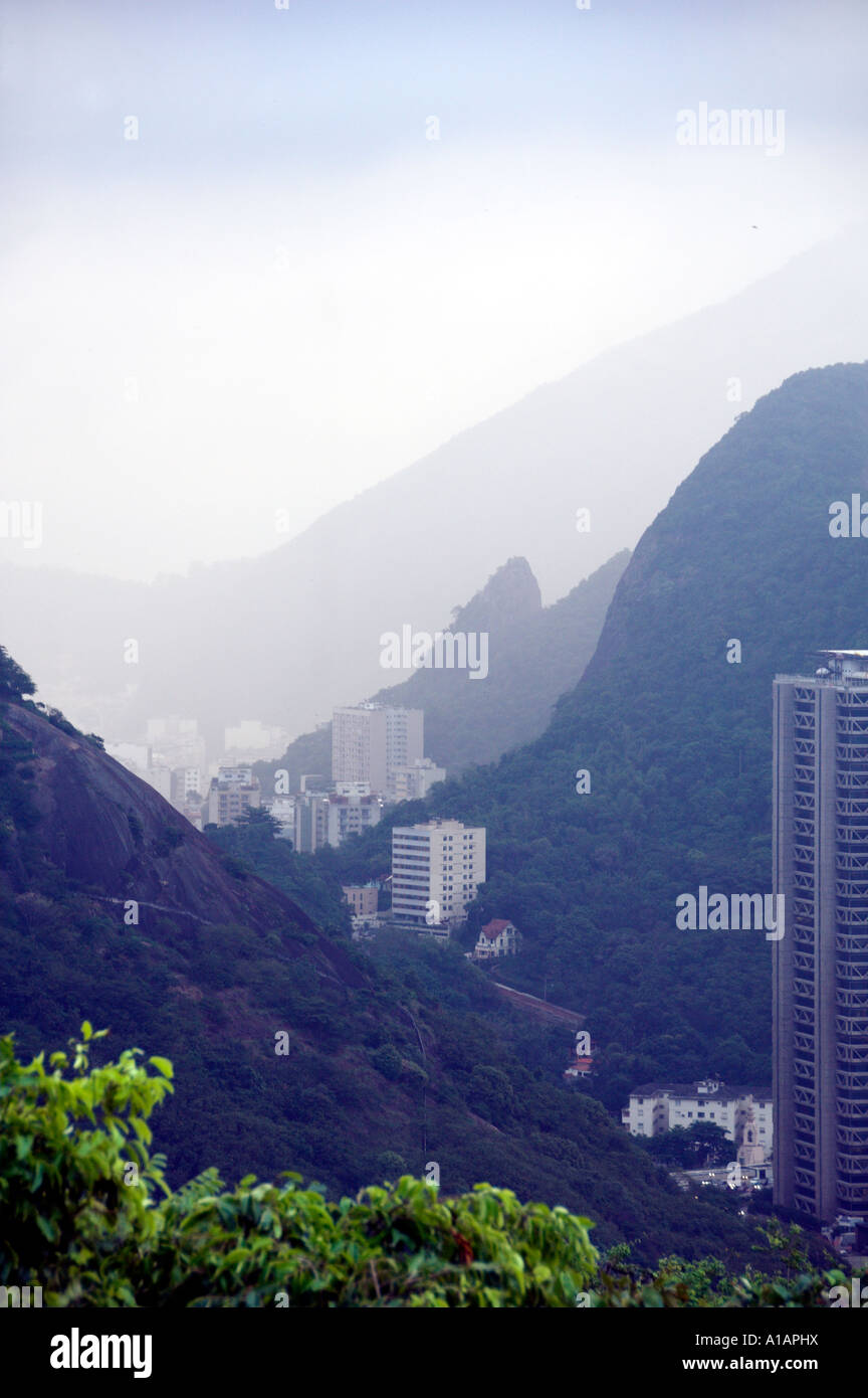 City skyline with fog hi-res stock photography and images - Alamy