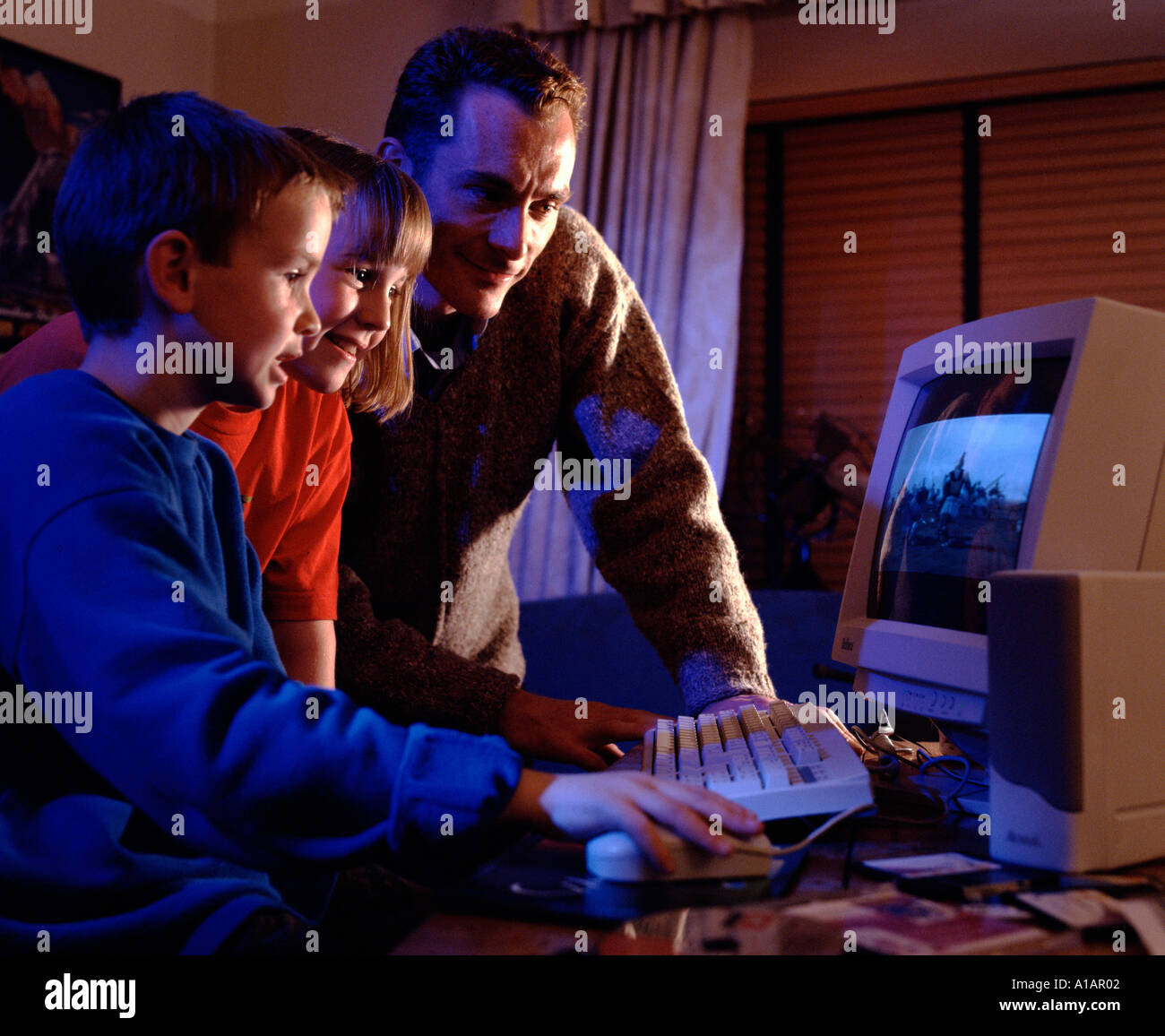 Family lifestyle hi-res stock photography and images - Alamy