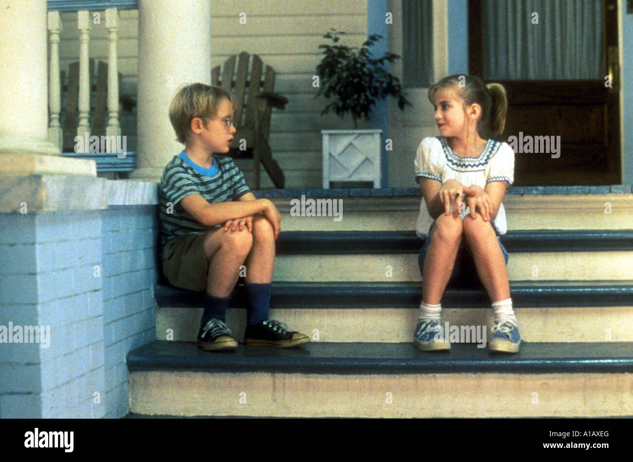 analysis of the film my girl directed by howard zieff My girl is a 1991 american comedy-drama film directed by howard zieff, written by laurice elehwany, starring dan aykroyd, jamie lee curtis, macaulay culkin, and anna chlumsky in her feature debut. analysis of the film my girl directed by howard zieff My girl is a 1991 american comedy-drama film directed by howard zieff, written by laurice elehwany, starring dan aykroyd, jamie lee curtis, macaulay culkin, and anna chlumsky in her feature debut.