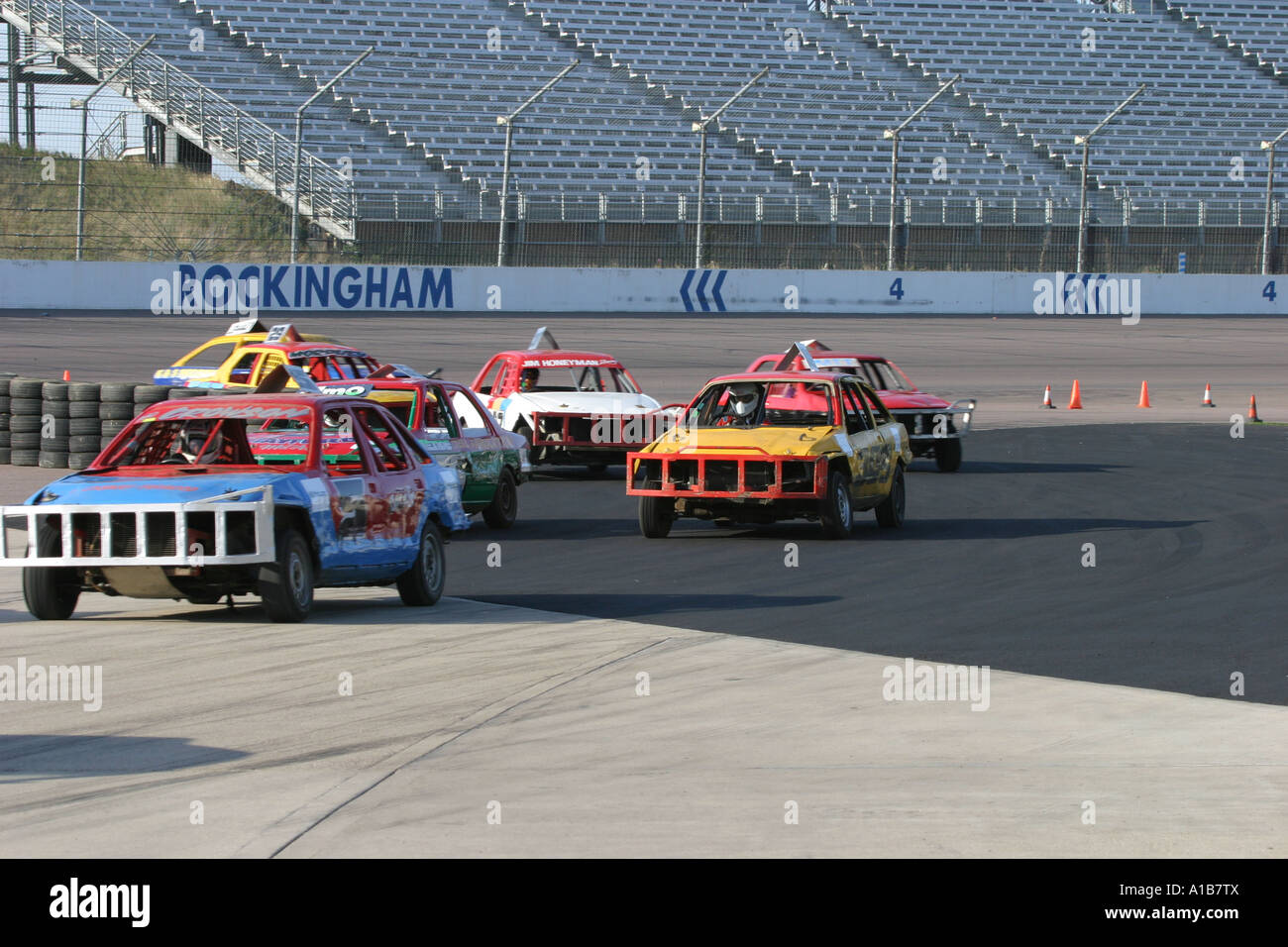 Banger racing hi-res stock photography and images - Alamy