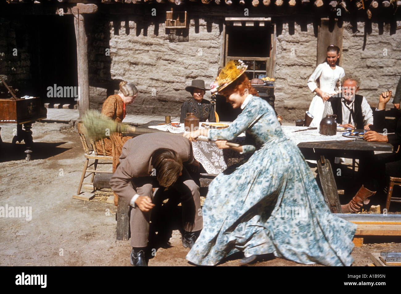 Unforgiven audrey hepburn hi-res stock photography and images - Alamy