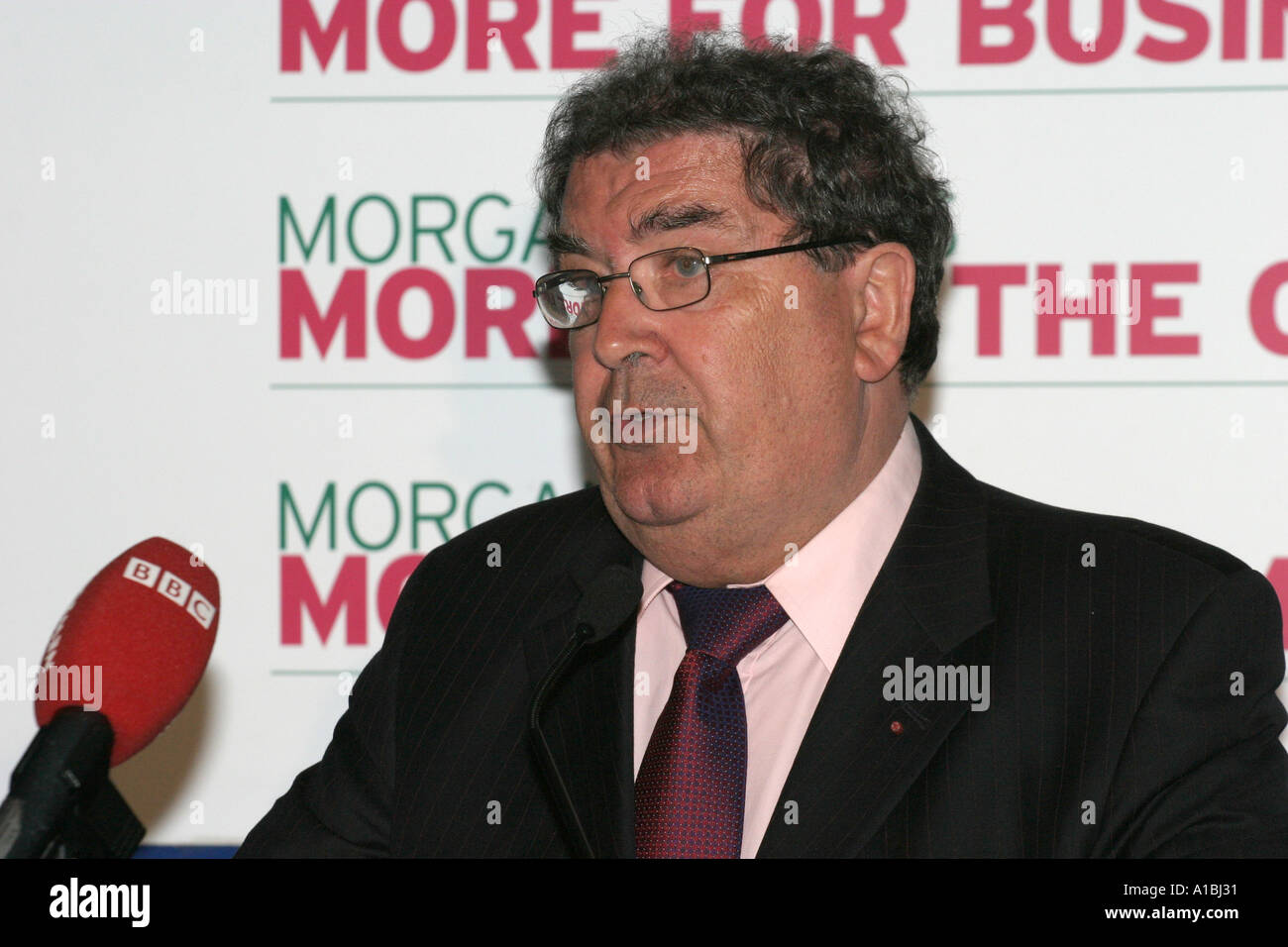 SDLP former leader and nobel peace prize winner John Hume MP MEP MLA at a press conference in Belfast Northern Ireland Stock Photo