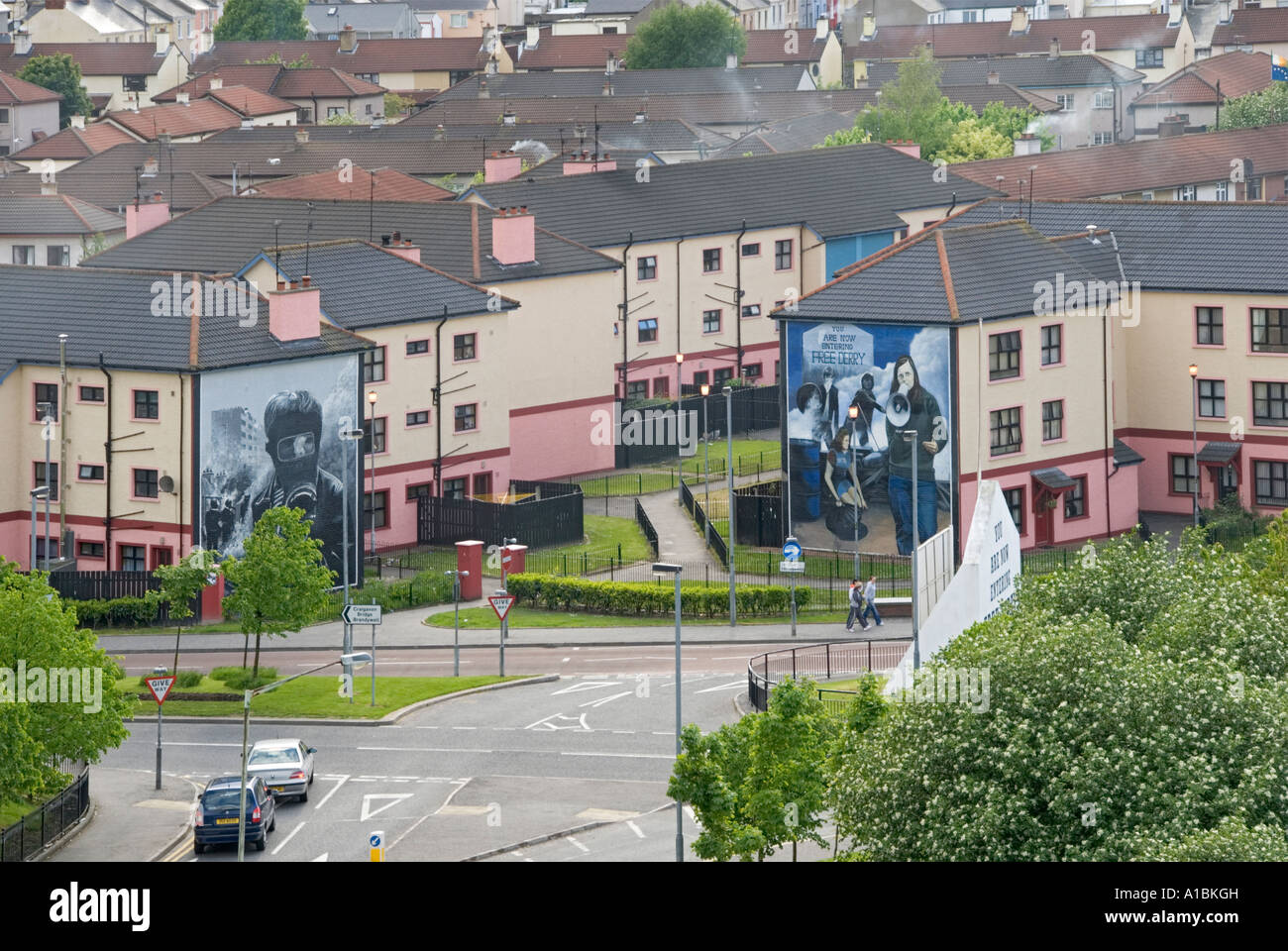 Free derry corner and murals hires stock photography and images Alamy