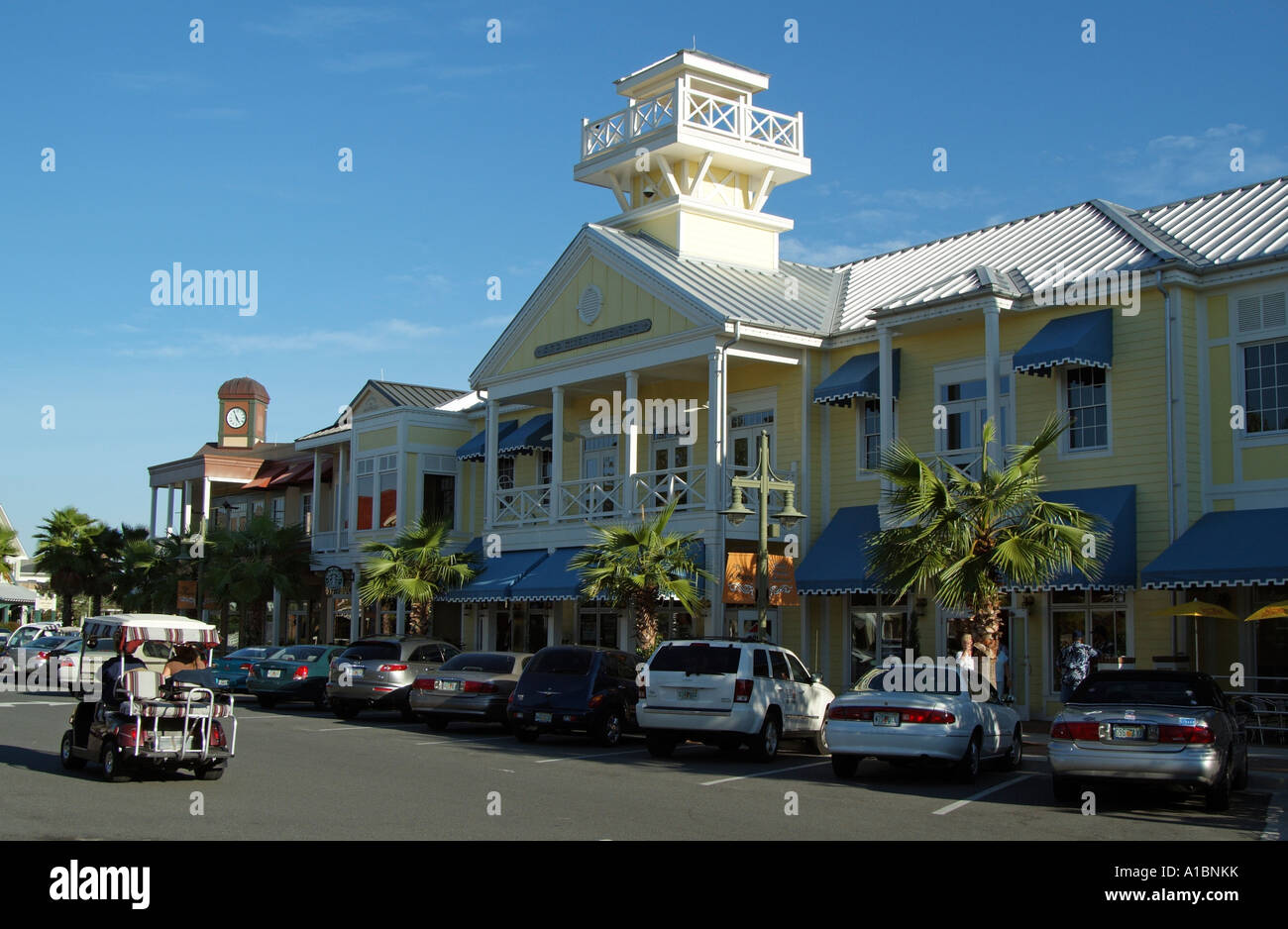 Sumter Landing an exculsive retirement village. The Villages Lady Lake