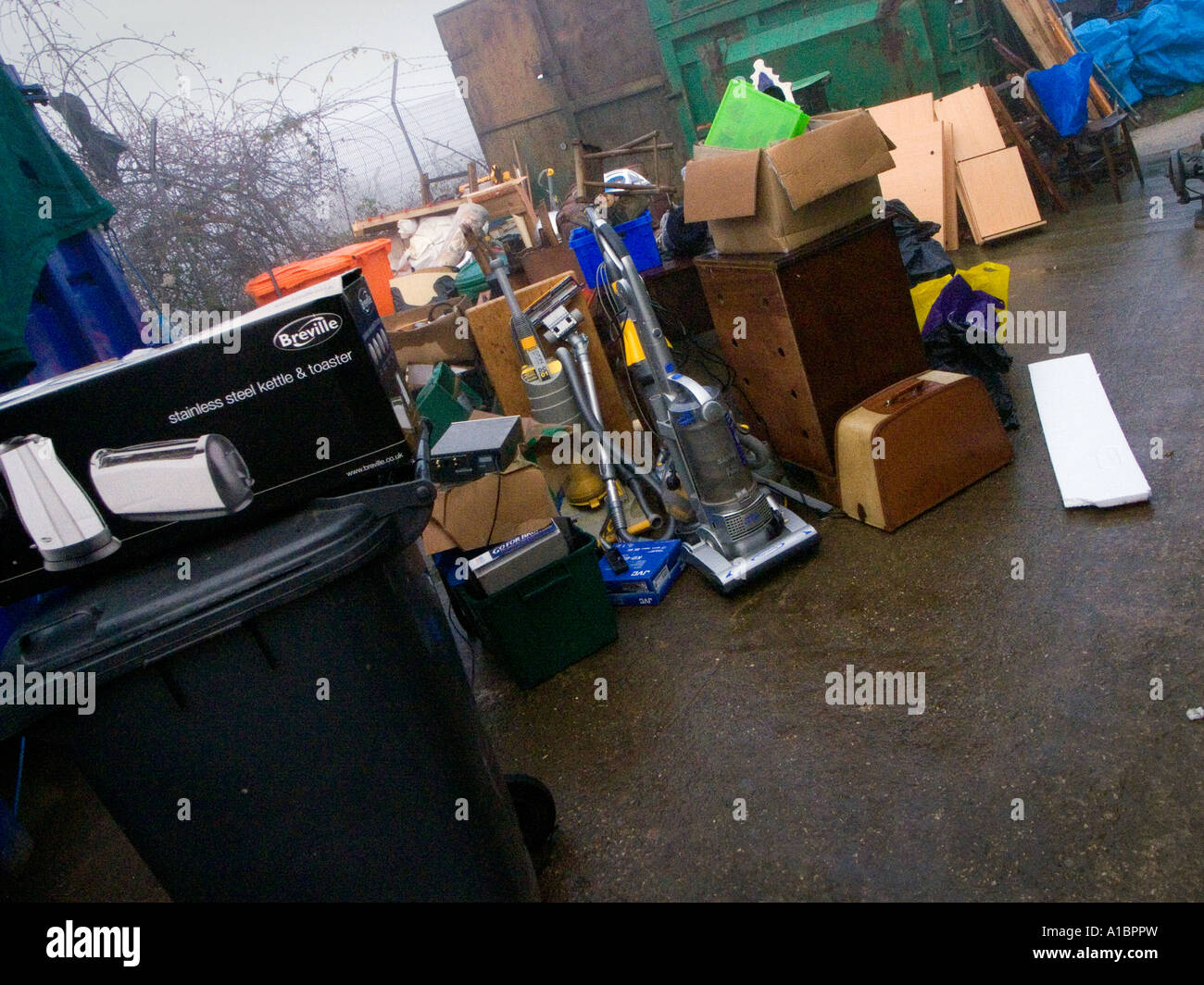 SAFFRON WALDEN ESSEX ENGLAND LOCAL AUTHORITY RUBBISH DUMP  2007 Stock Photo