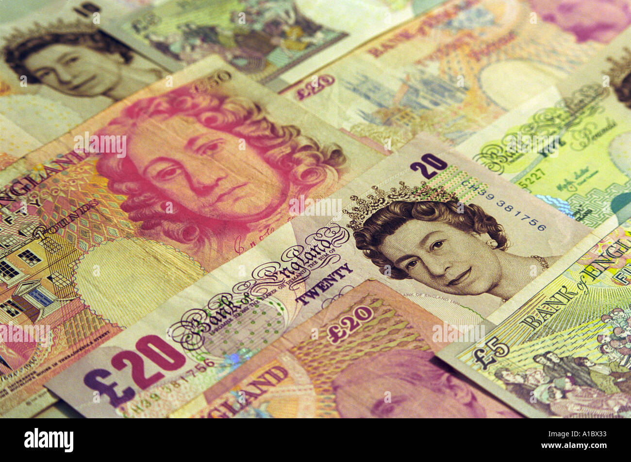 Sterling banknotes neatly laid out Stock Photo - Alamy