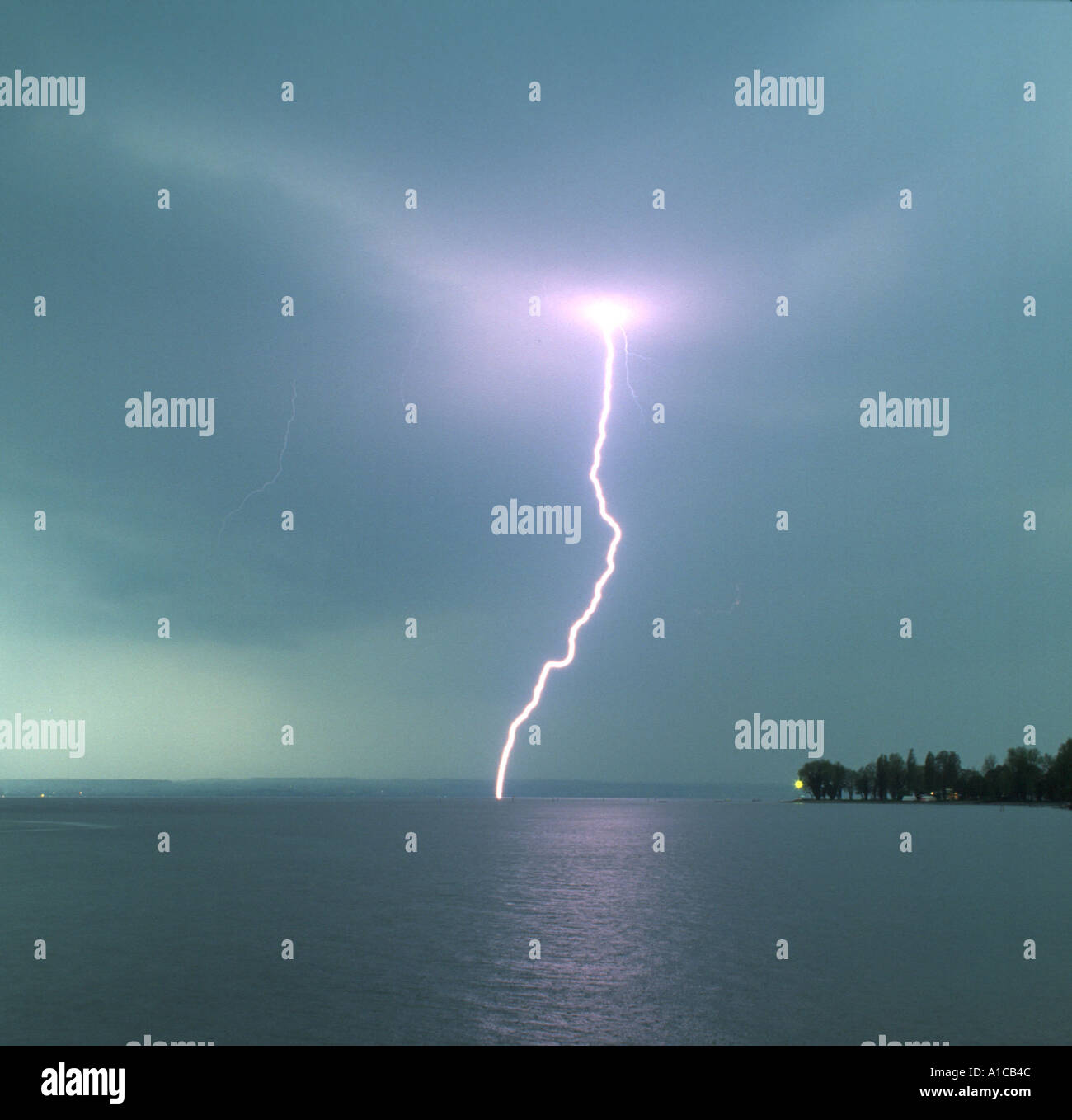Daytime lightning hi-res stock photography and images - Alamy