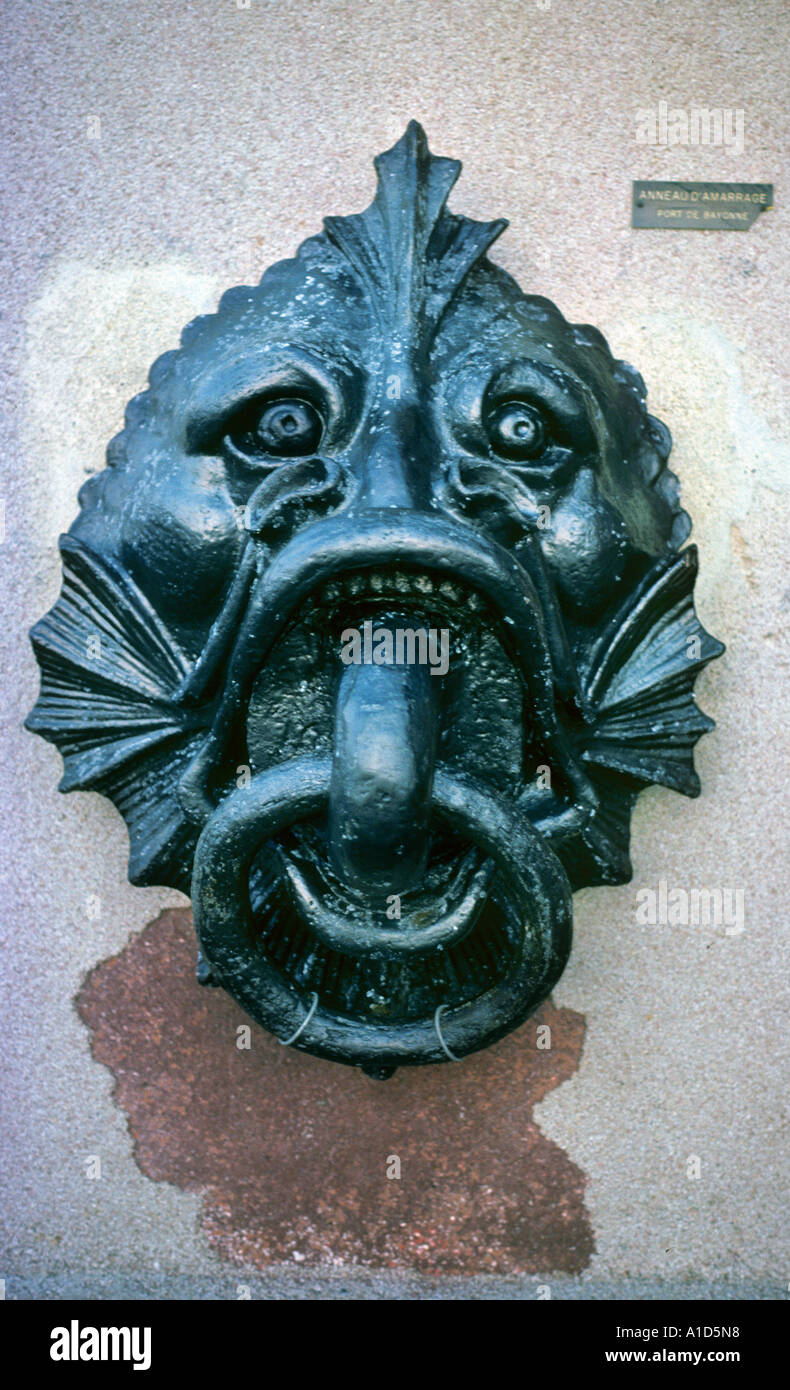 Spain Spanish Fish Tie Ring Hinge Sea Monster Marble Reflection