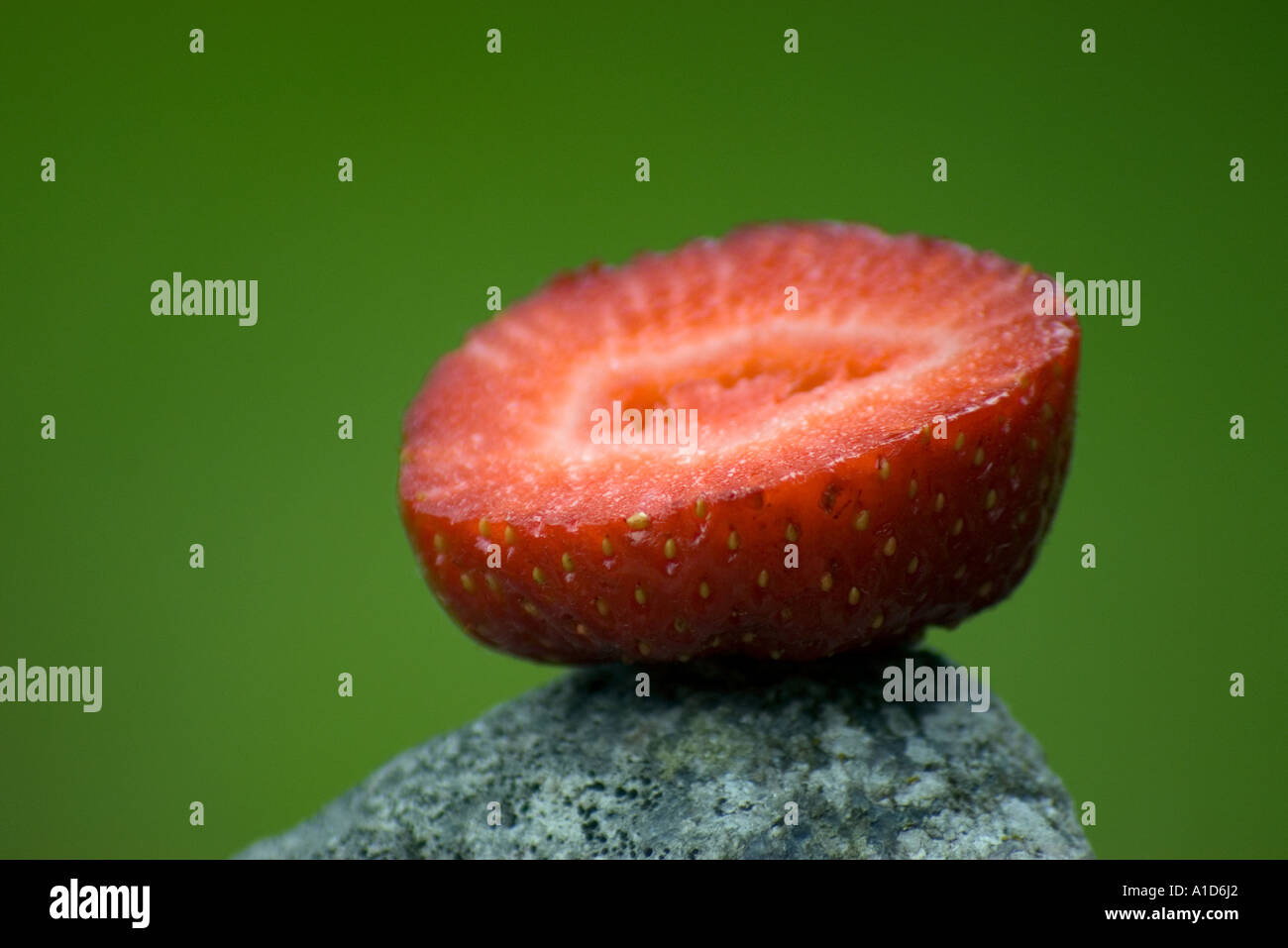 Cross section of strawberry hi-res stock photography and images - Alamy