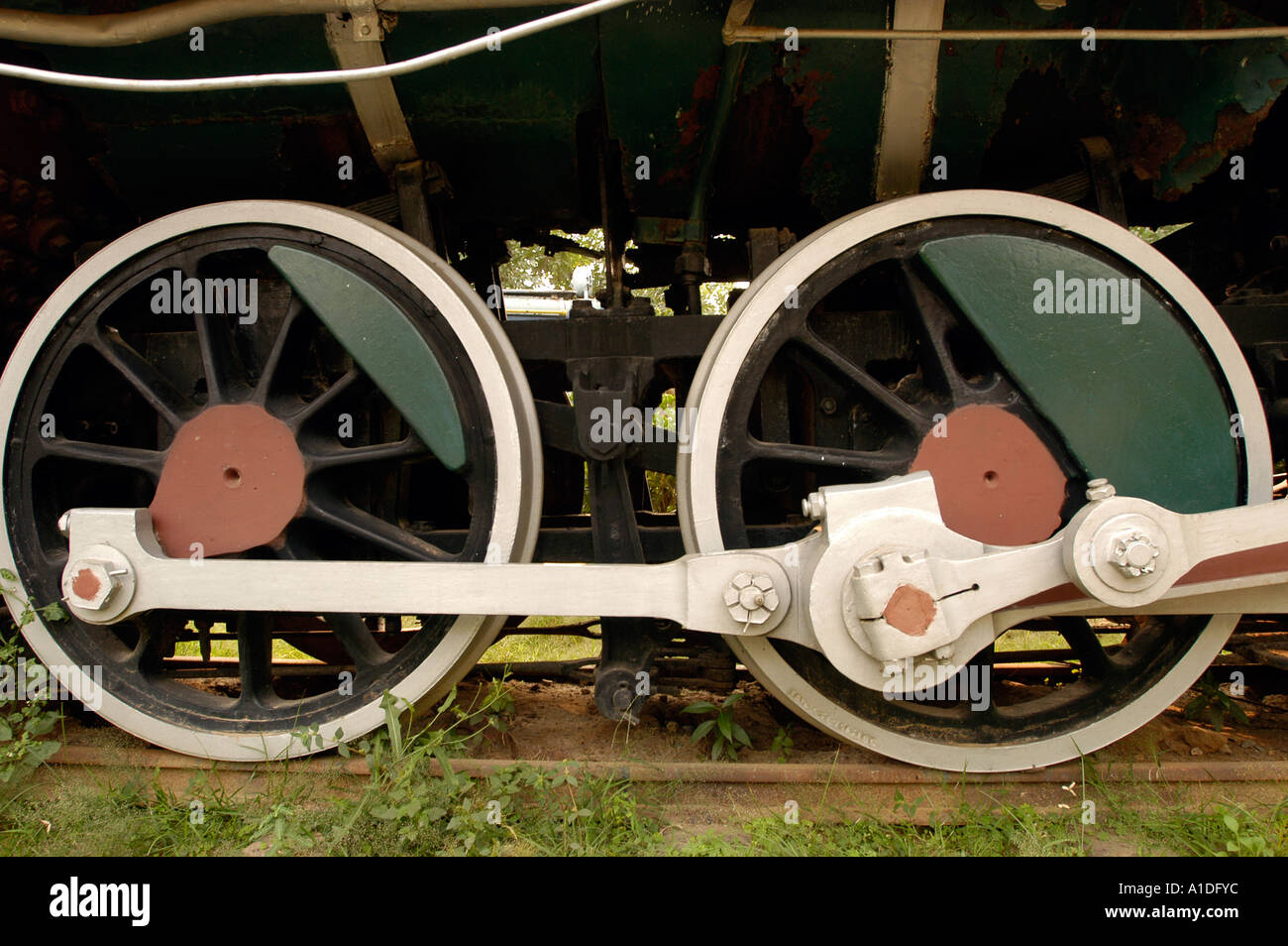 Train Steam Engine Side Rods Close-up of the driving wheels and side rod of Steam Locomotive 31412 ...