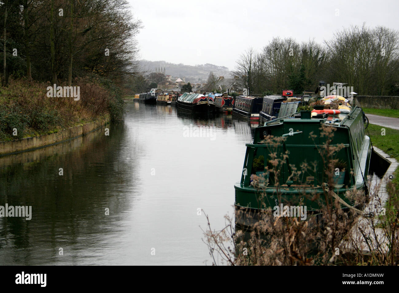 Winter moorings on the Kennett and Avon Canal at Bath Stock Photo
