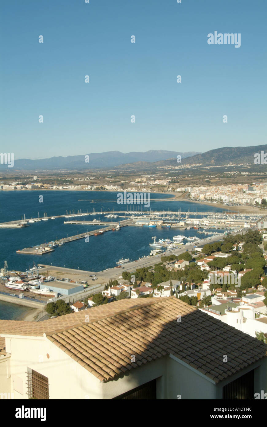 roas, town, center, bay, of roses, Spain, Spanish, coastal, resort