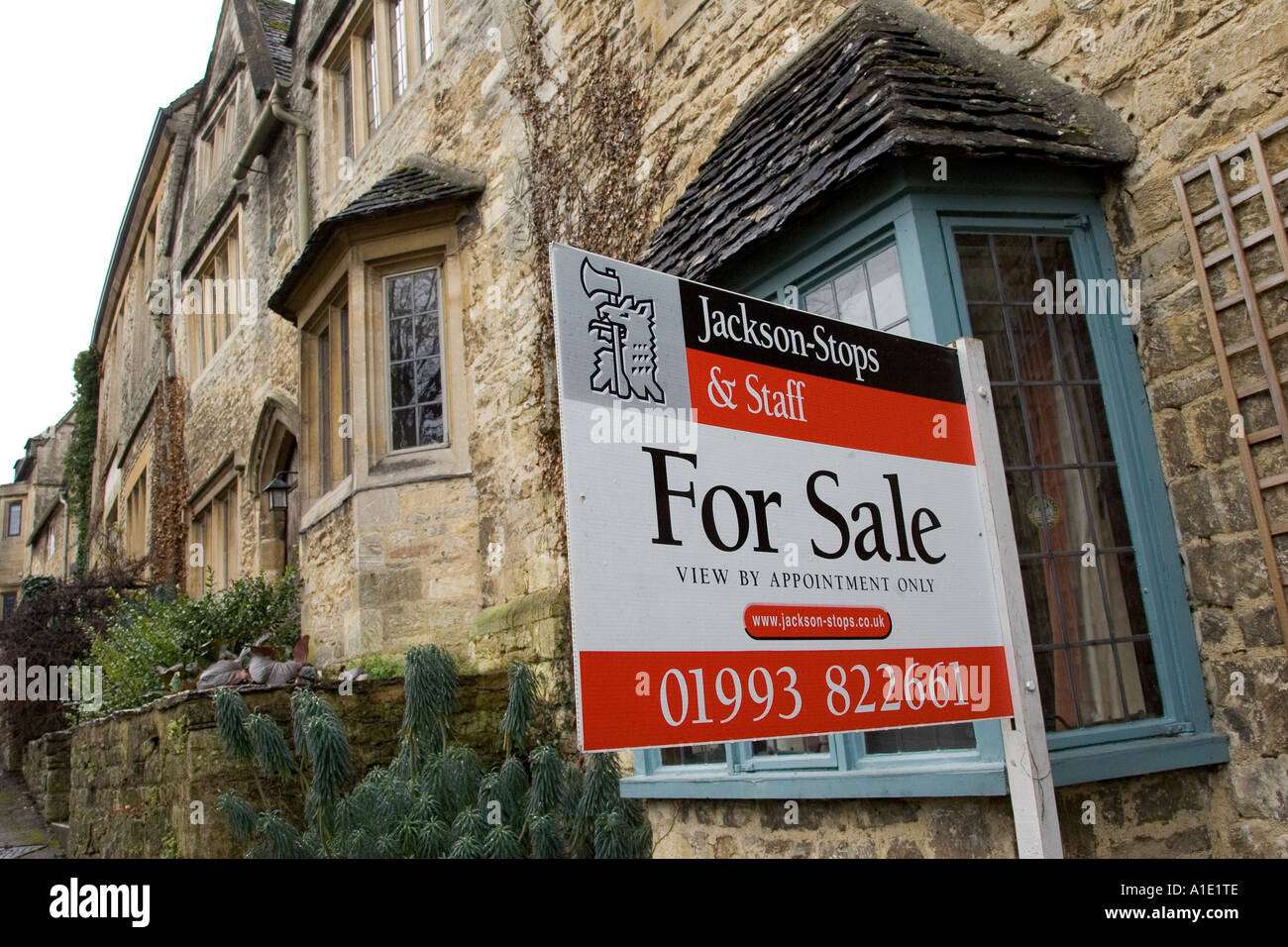 Jackson stops sale sign hires stock photography and images Alamy