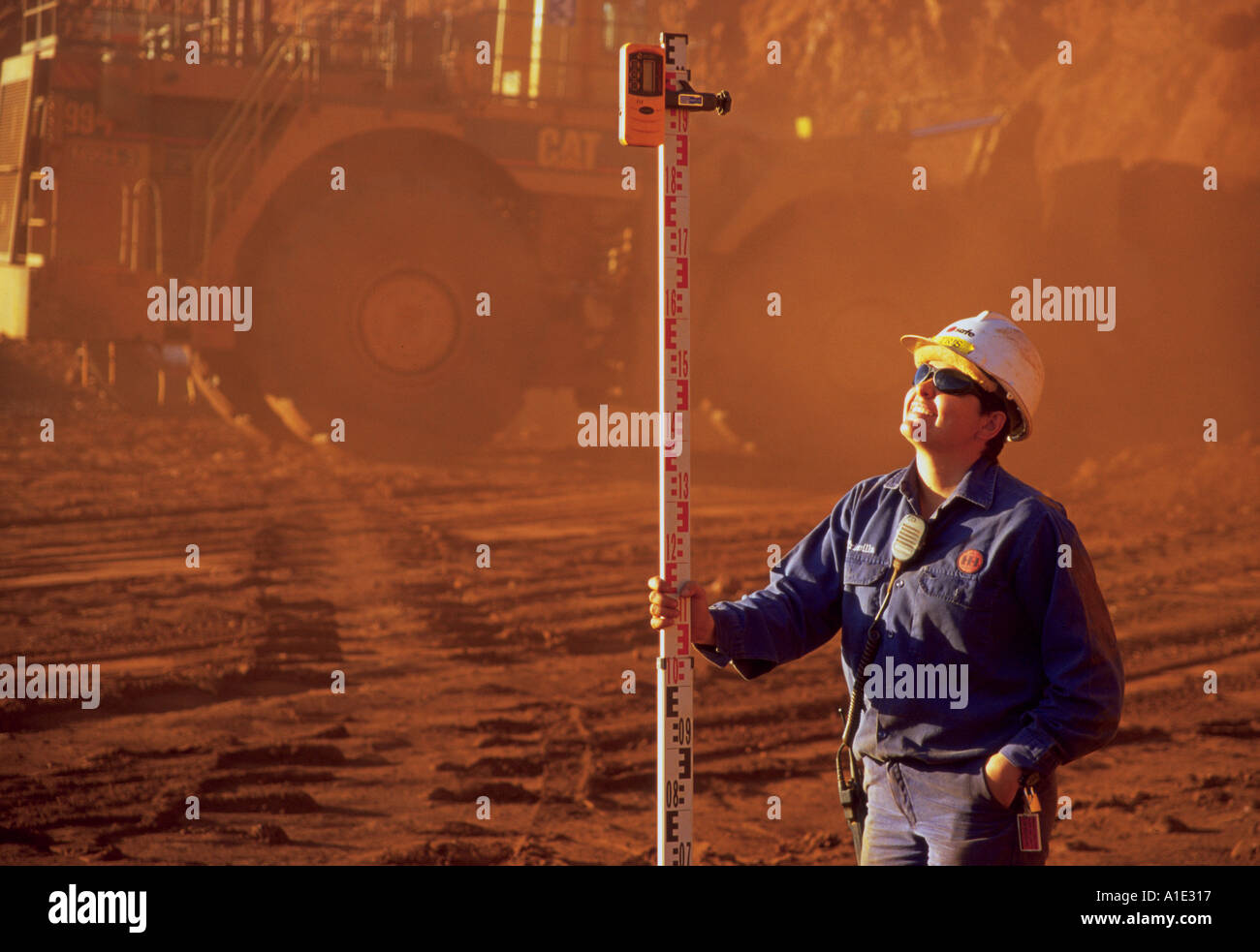 Aboriginal worker Triscilla Faith Holborow Plant Operator Hamersley iron ore Mine WA Western Australia Stock Photo