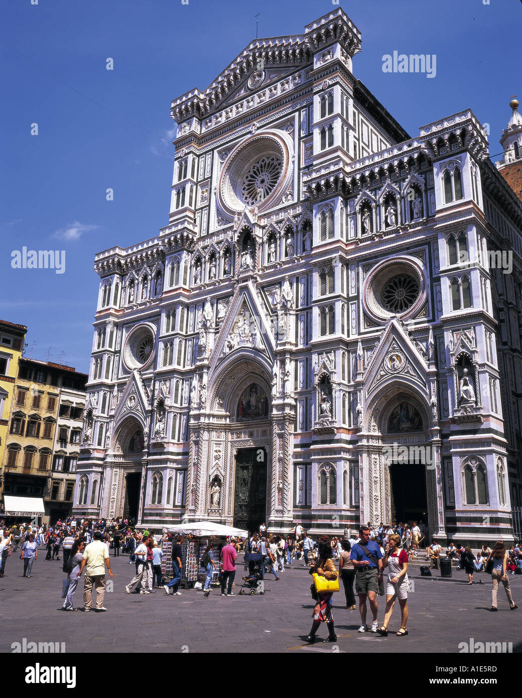 Duomo in florence italy hi-res stock photography and images - Alamy