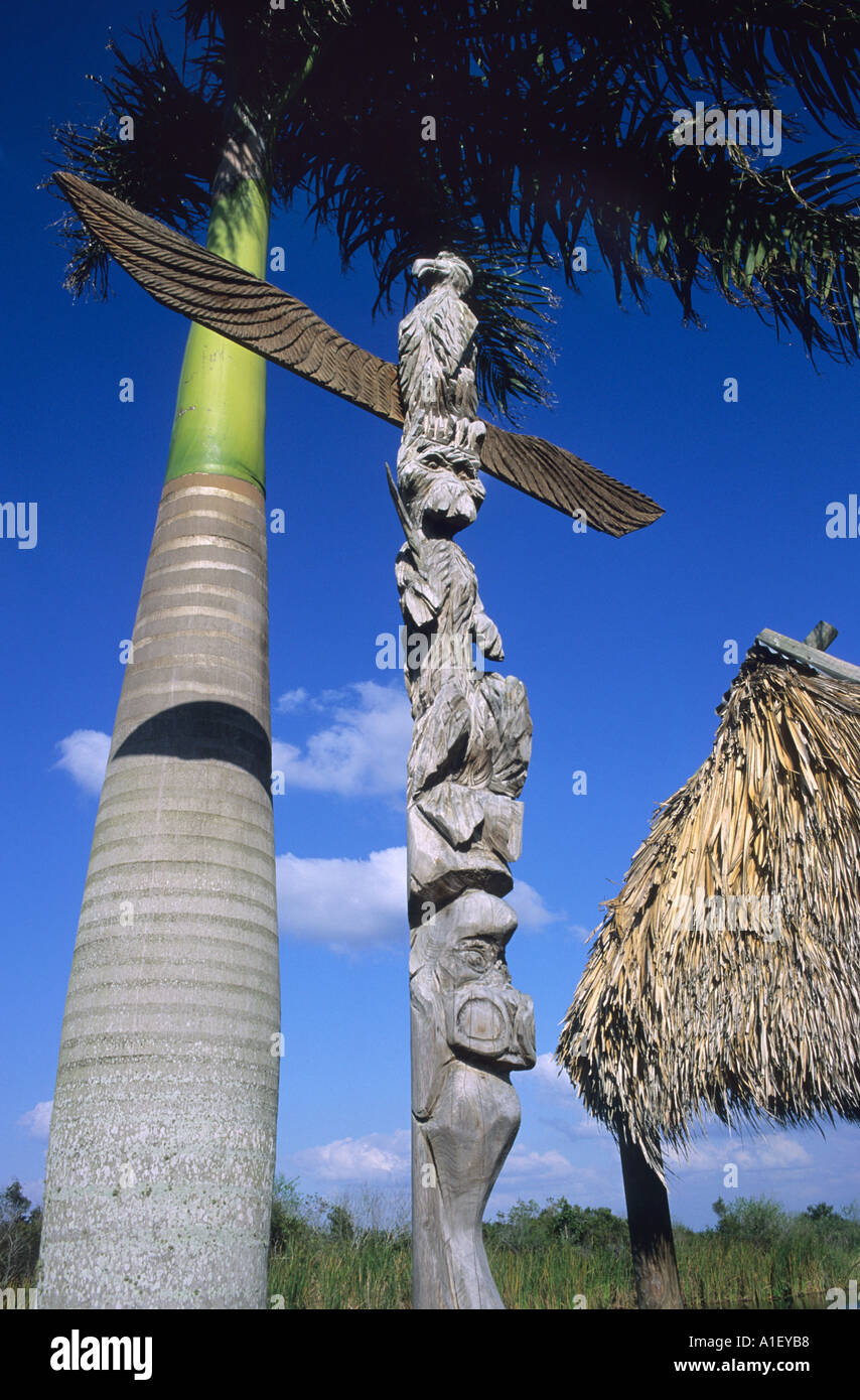 Totem pole at a Miccosukee Indian Village in Florida Stock Photo Alamy