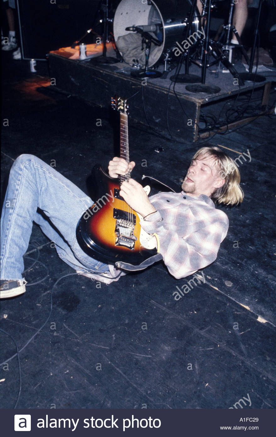 NIRVANA KURT COBAIN Live Stock Photo: 130089 - Alamy