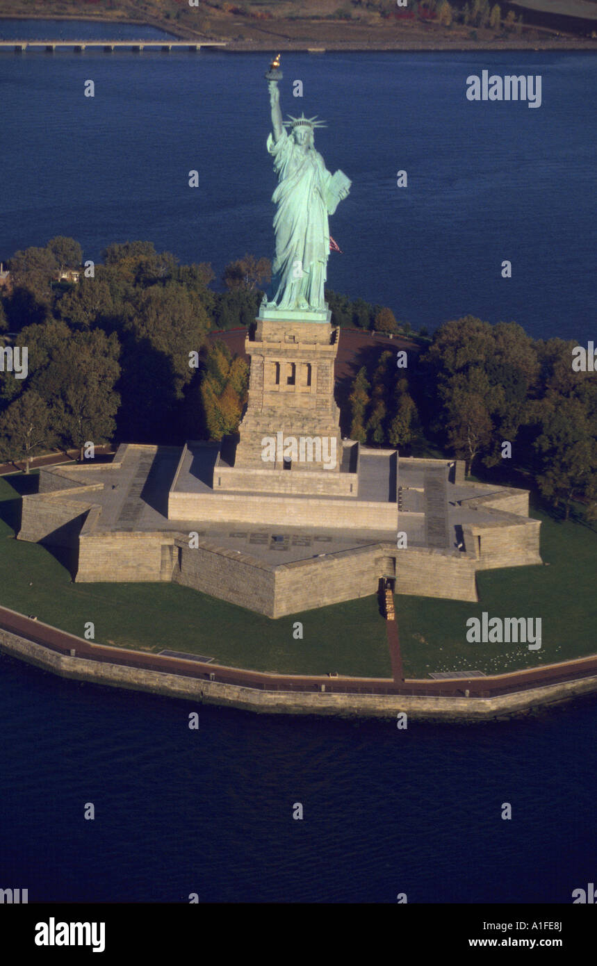 激レア　ドルガバ　Statue of Liberty tanktop Amazon.com: ZIZO Statue of Liberty Replica New York City Landmark