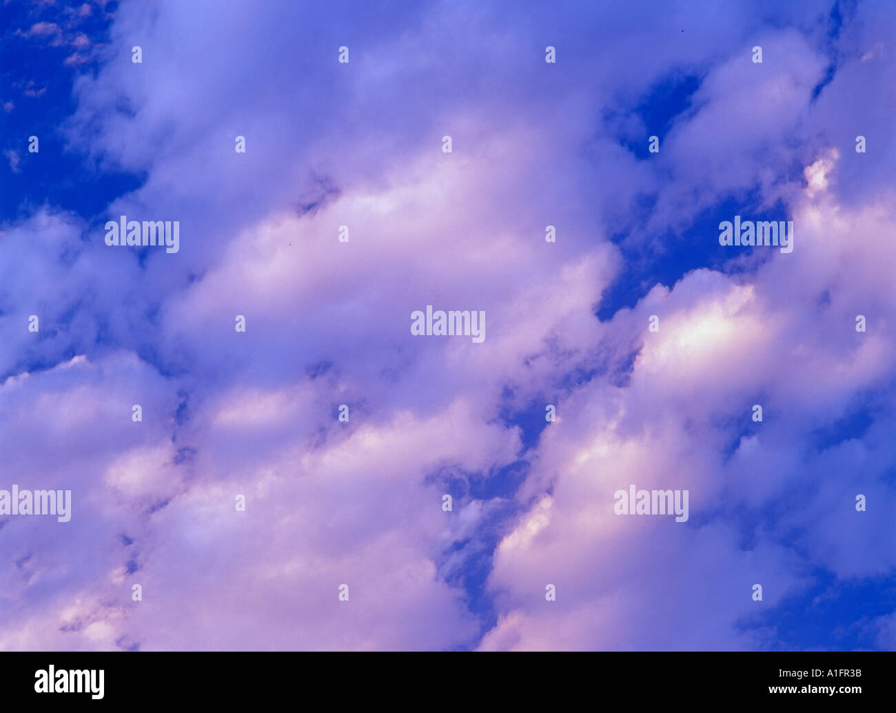 Smooth Color Sunset Soft Sunset Colors High Resolution Stock Photography and Images - Alamy