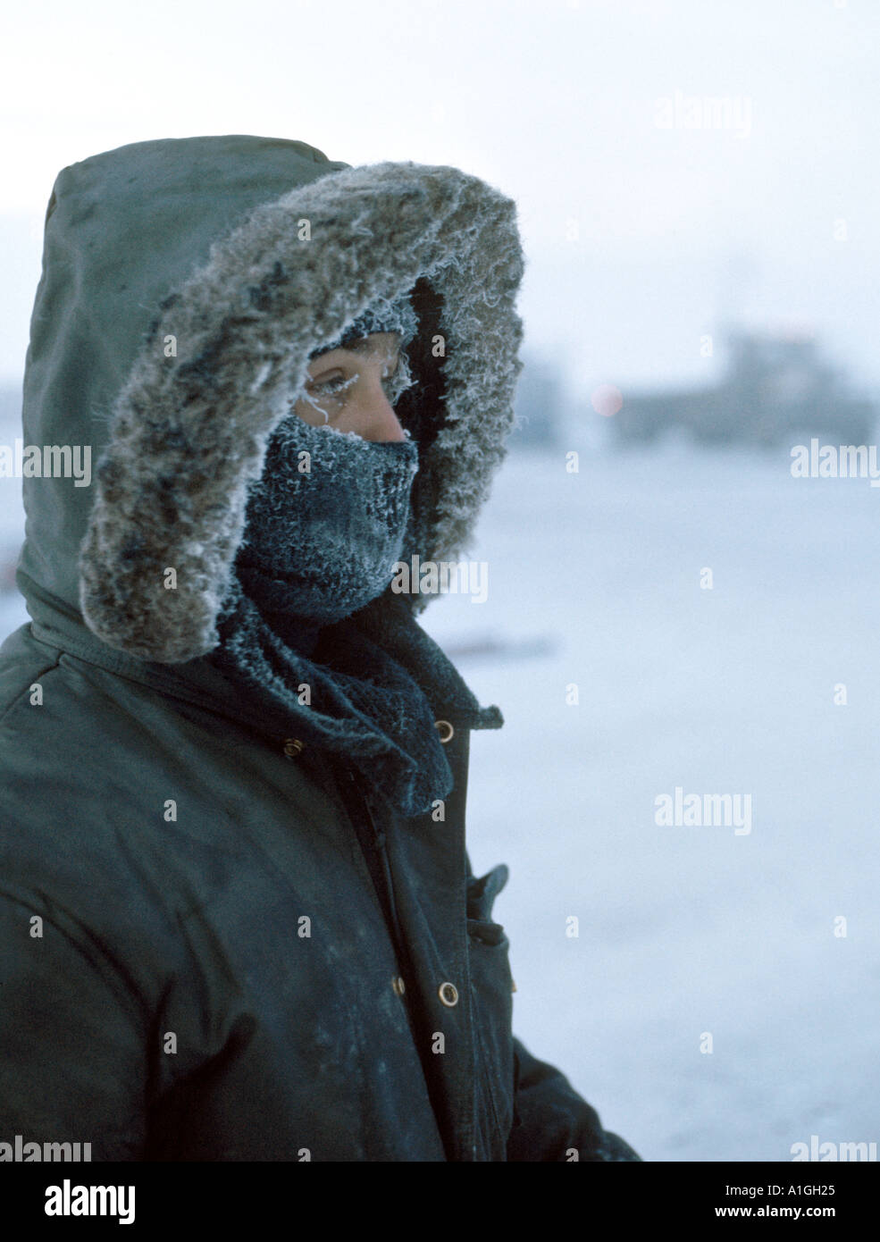 Portrait of worker dressed in arctic clothing at oilfield on the tundra  north slope of Alaska at fifty below zero Stock Photo - Alamy