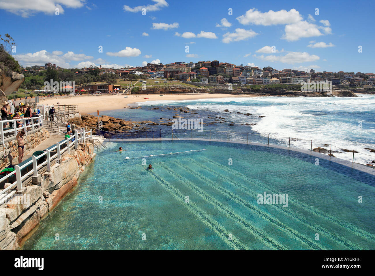 Popular Bronte Beach and salt water baths with swimmers in the Eastern ...
