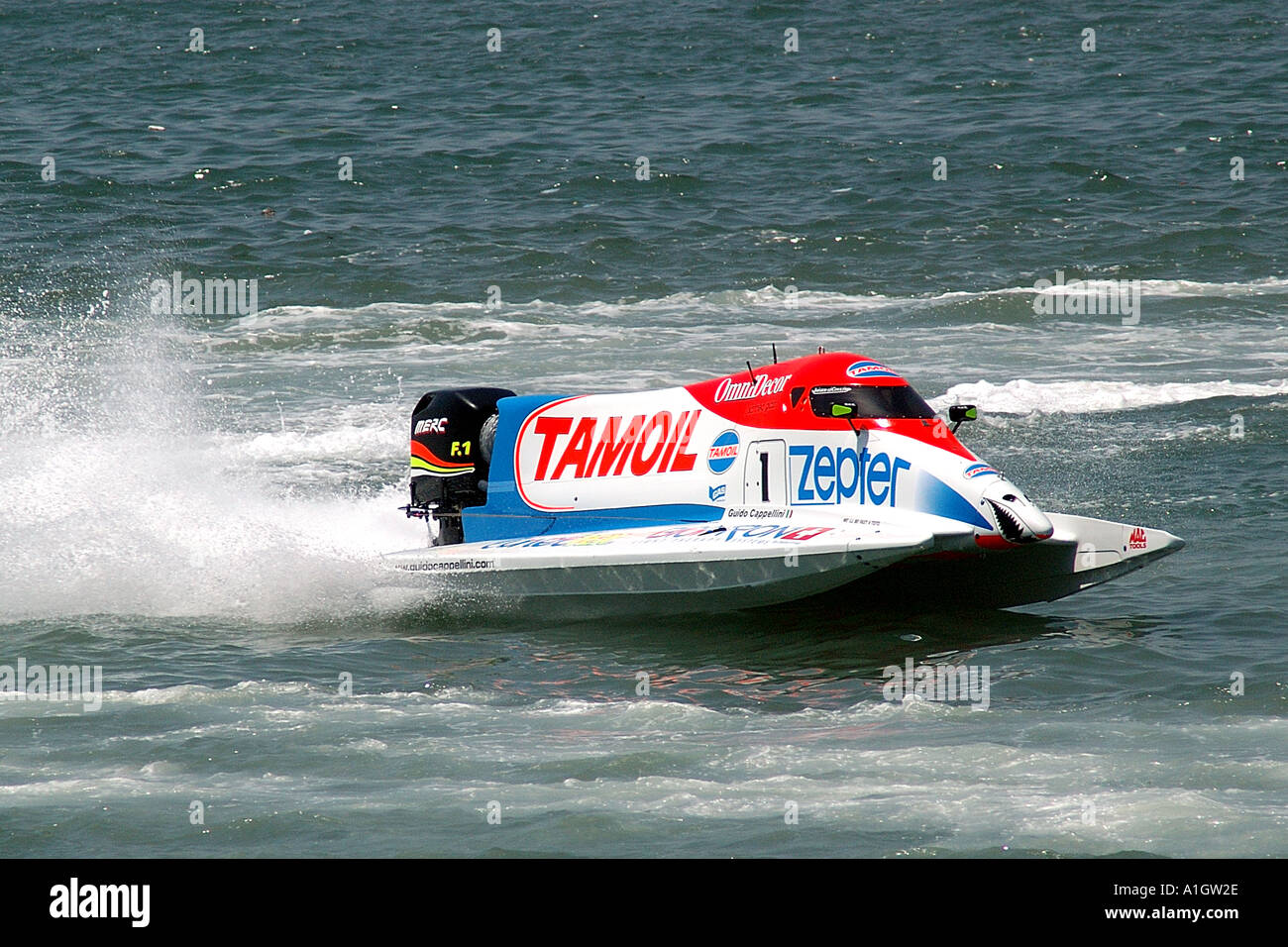 Speed hotsell racing boat