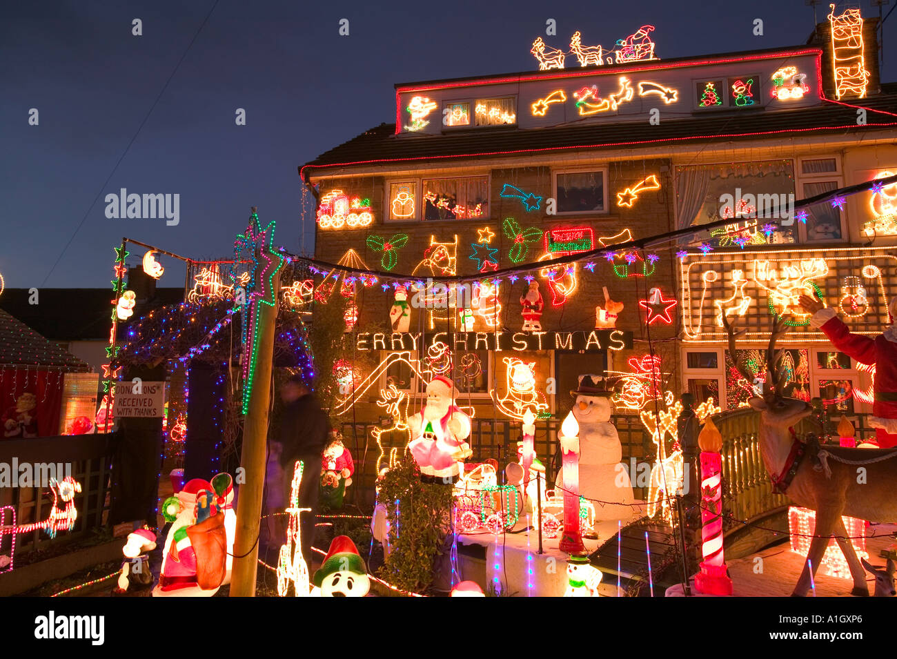 Christmas Lights House Lancashire Hi-res Stock Photography And Images ...