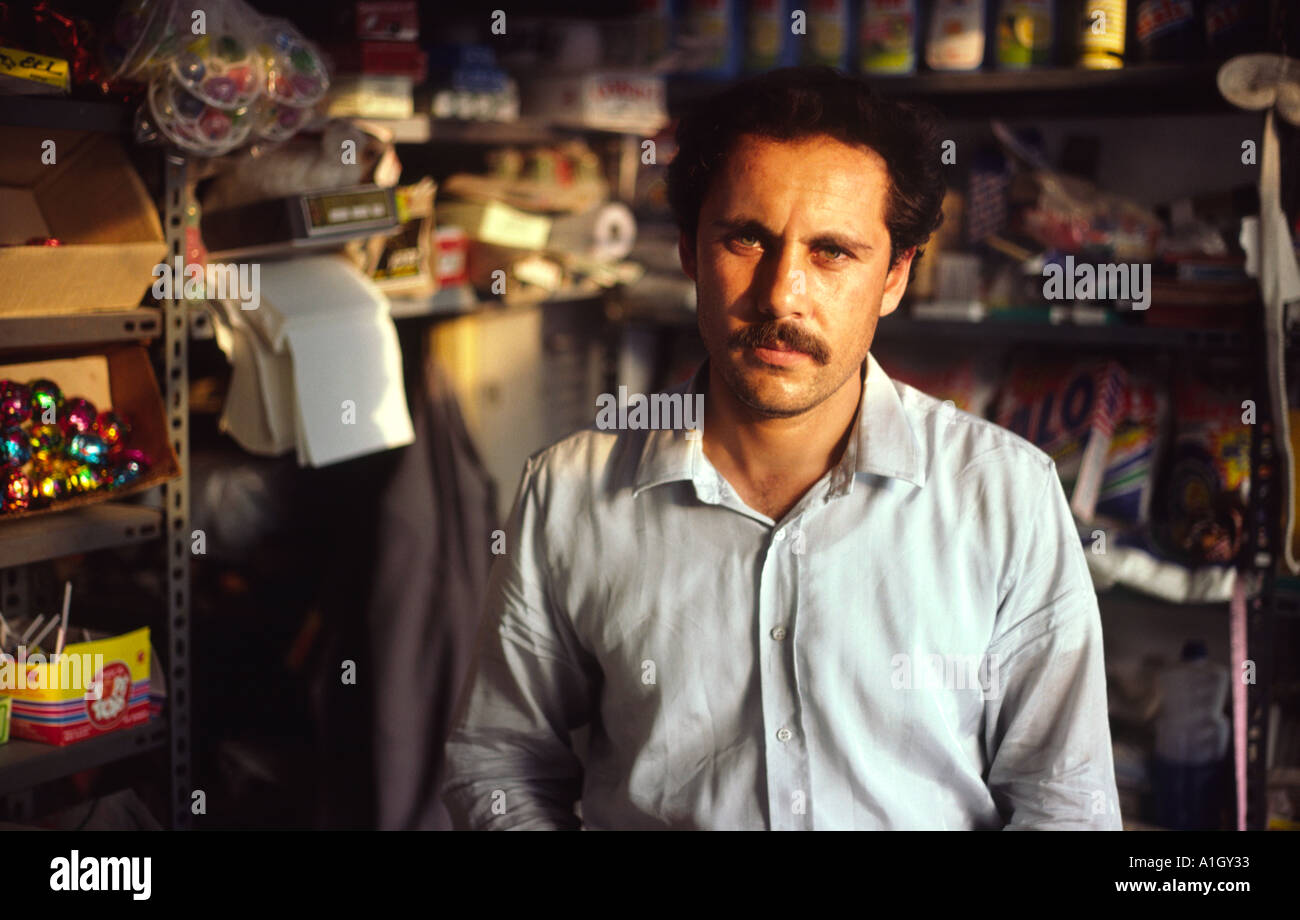 Turkish Shopkeeper Shopkeeper Pamukkale Turkey Stock Photo - Alamy